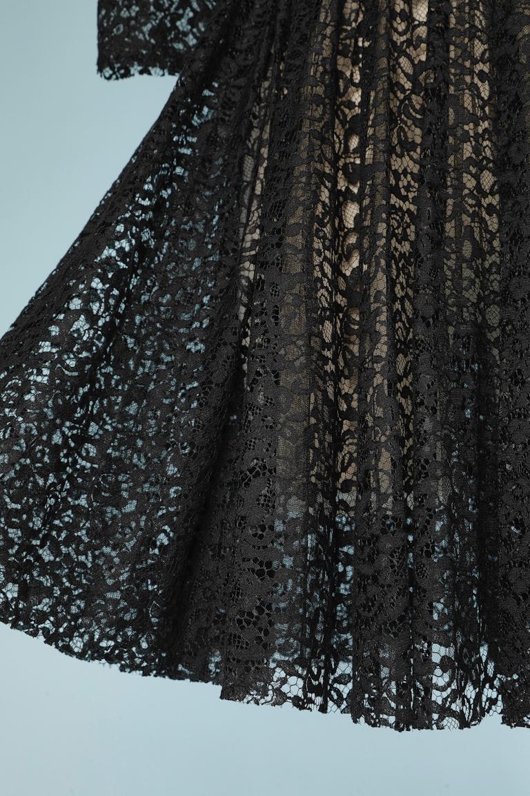 Black see-though lace on a tulle base Christian Dior In Excellent Condition For Sale In Saint-Ouen-Sur-Seine, FR