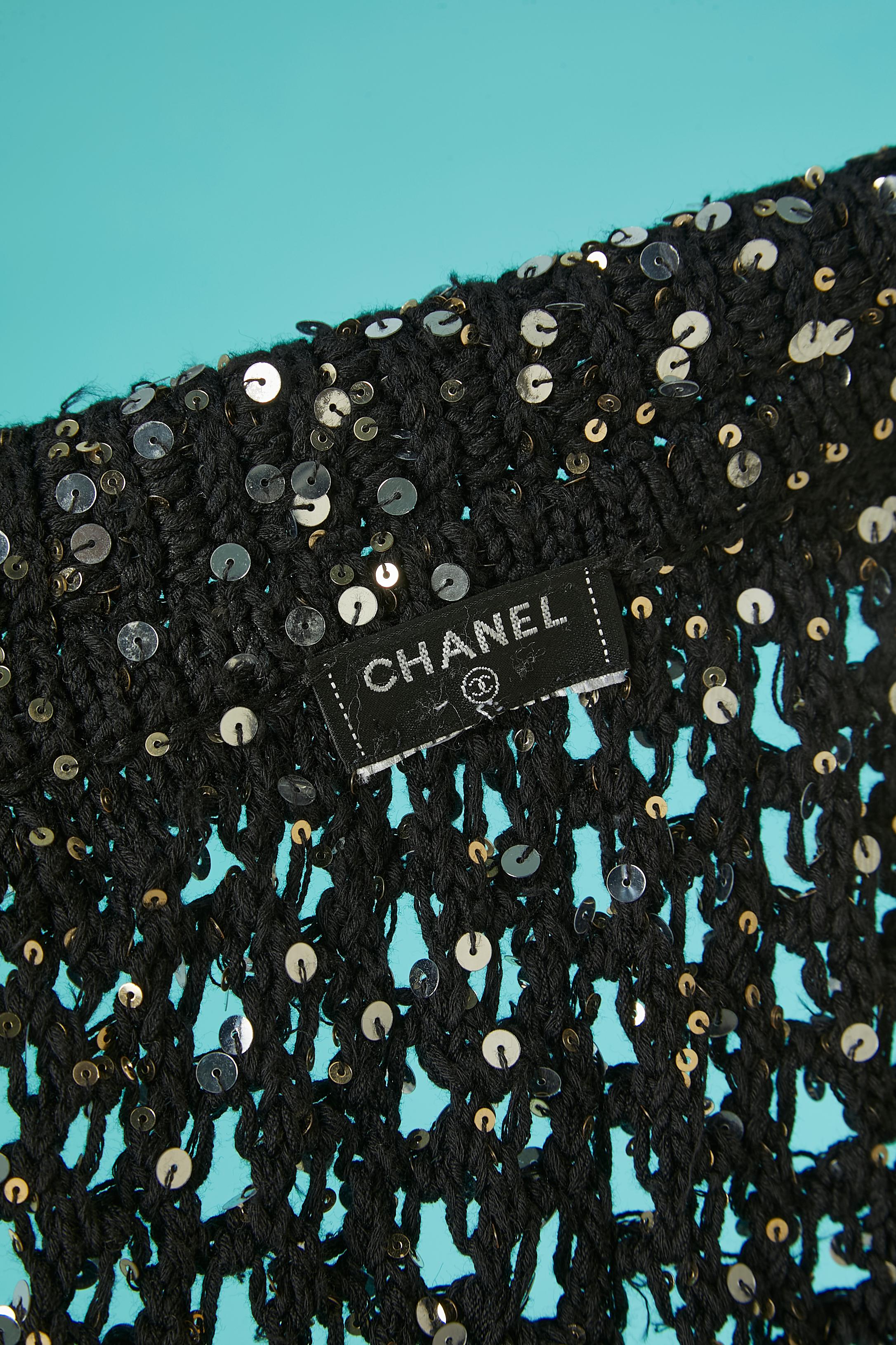Schwarze Abendstrickjacke aus Baumwollstrick mit durchsichtigen Streifen und Pailletten Chanel Resort 2023 im Angebot 4