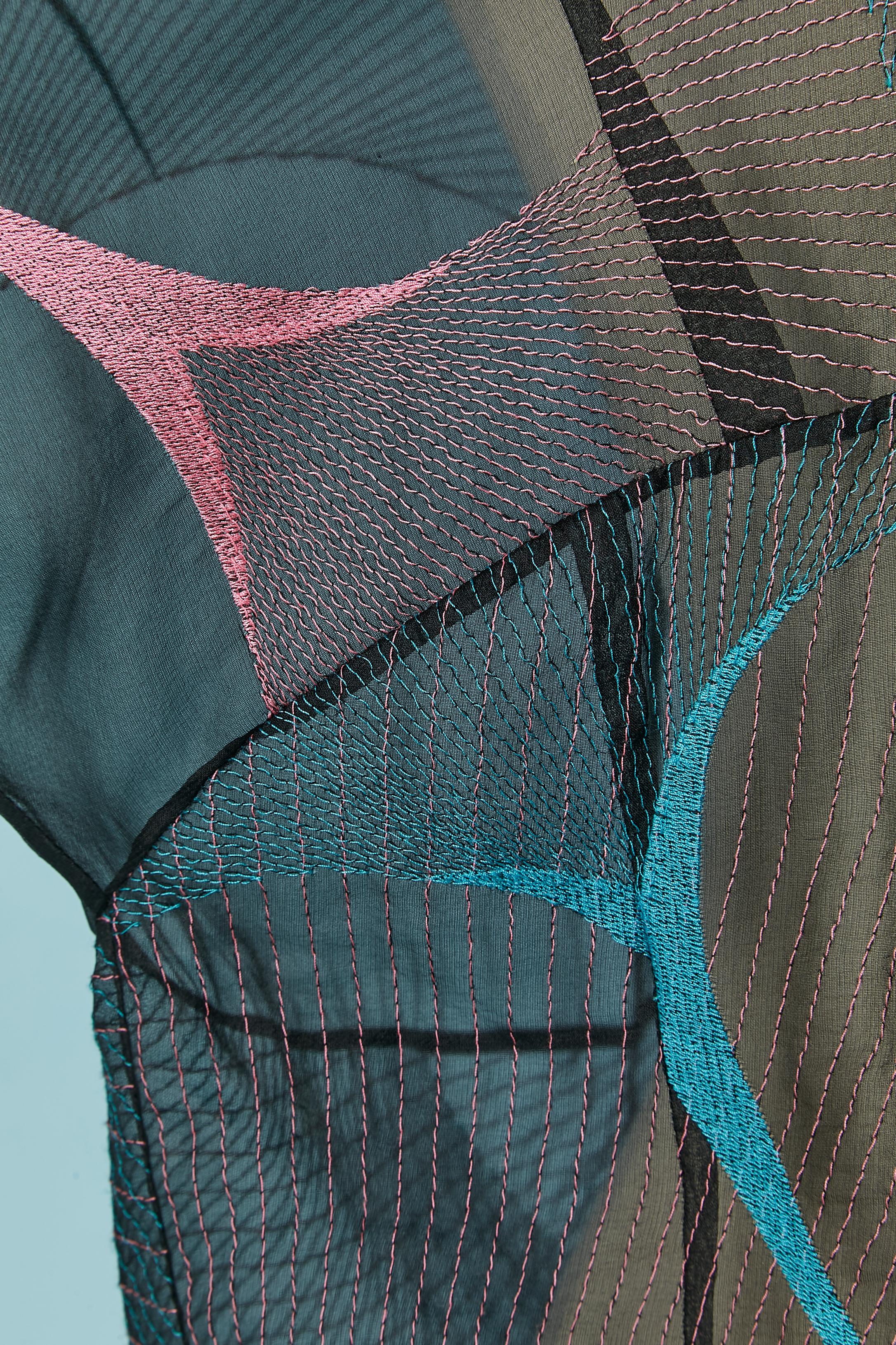 De las mujeres Camisa transparente de gasa de seda negra con bordados en la parte superior CHLOÉ en venta