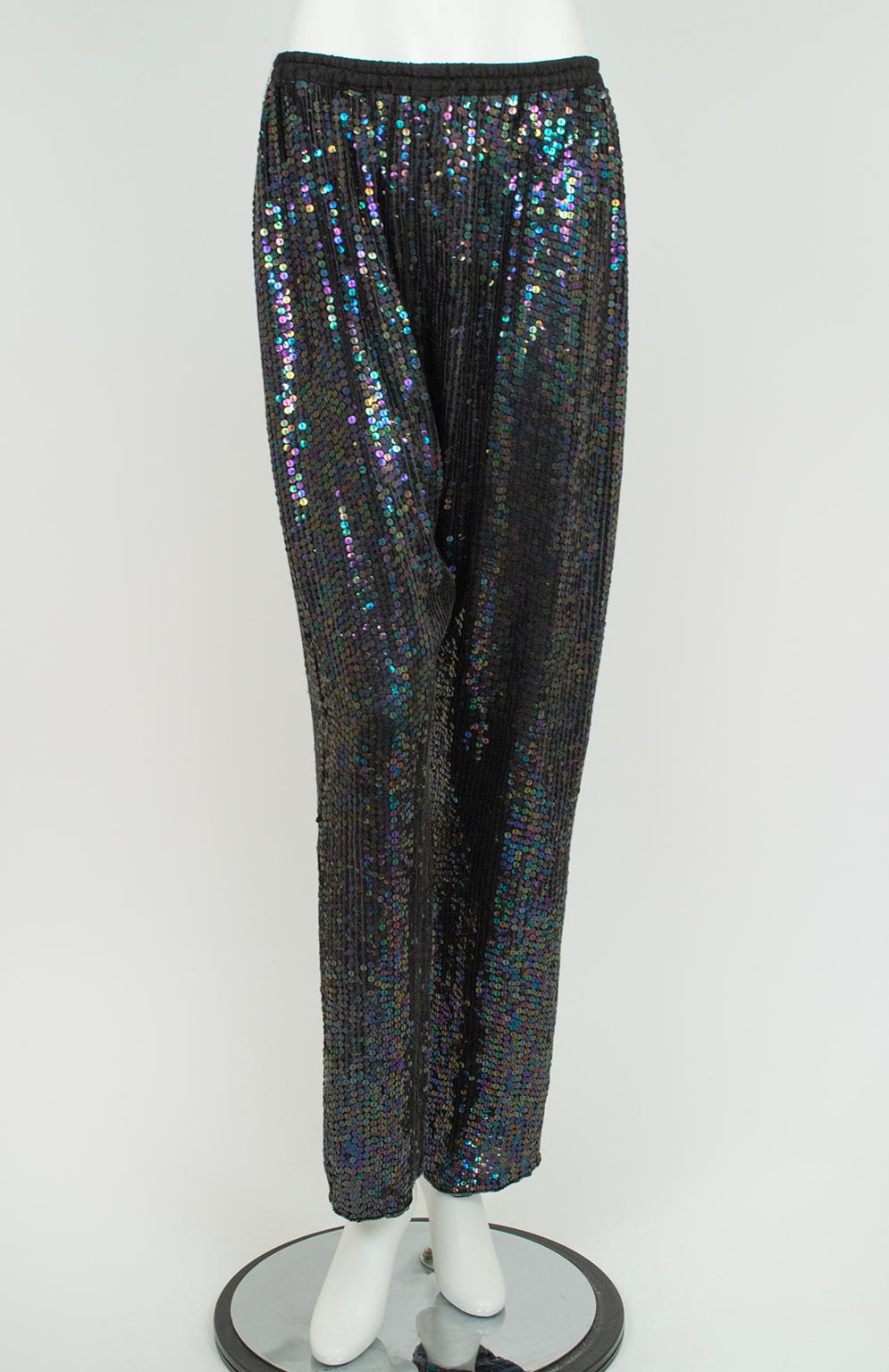 Black Sequin Zig Zag Edge Top, Skirt and Jogger Co-ord Set – M-L, 1980s For Sale 5