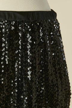 Falda burbuja de lentejuelas negras GUY LAROCHE