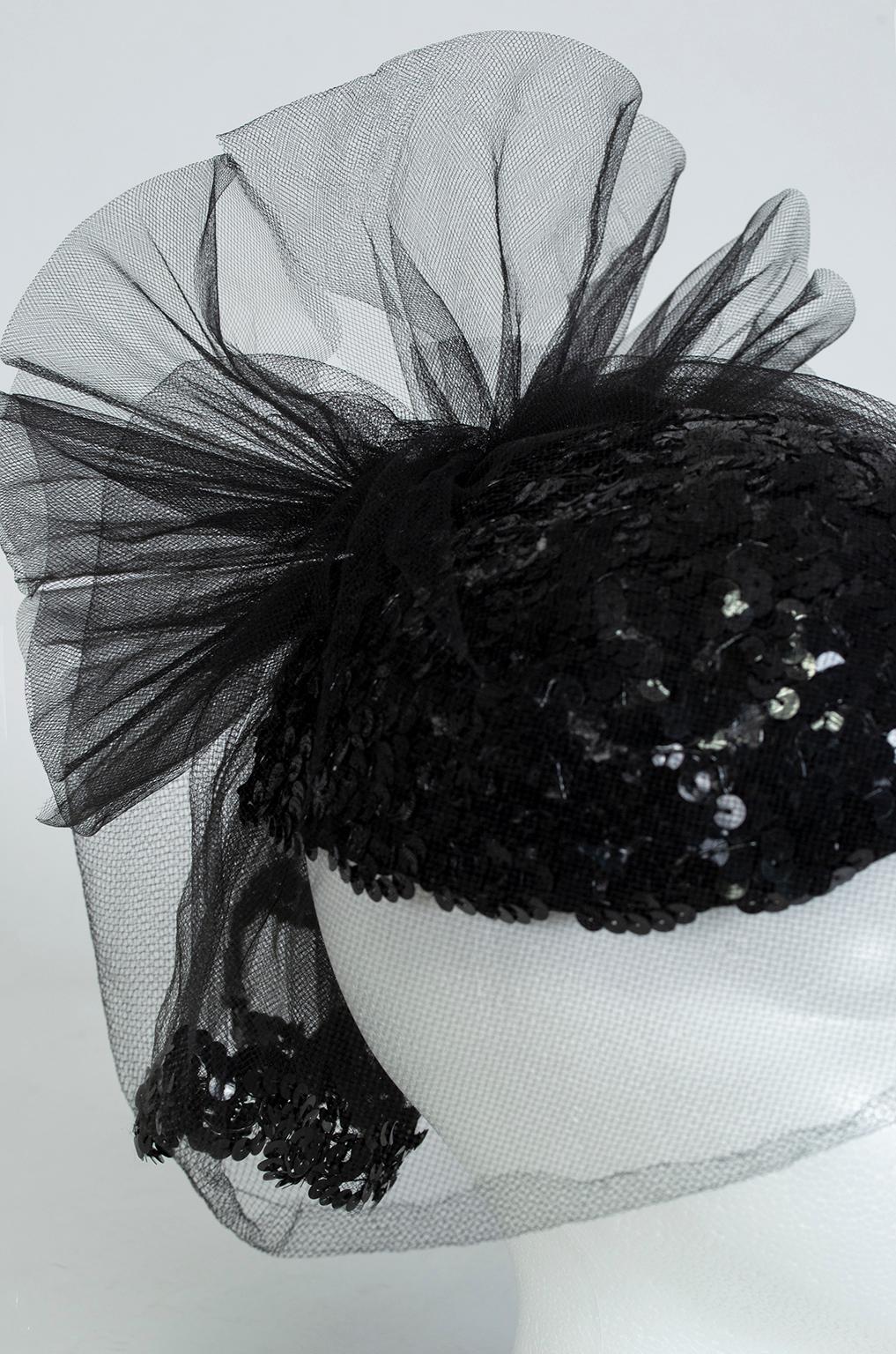 Black Sequin Cocktail Hat with Cage Veil, 1950s In Good Condition For Sale In Tucson, AZ