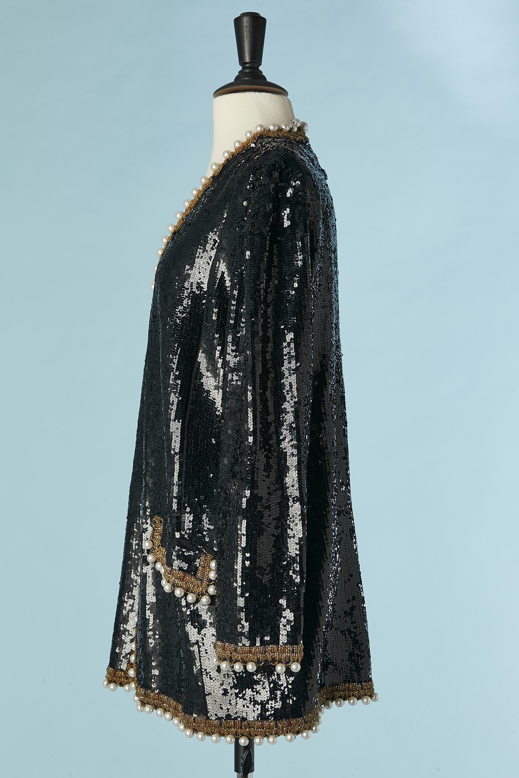 Giacca di paillettes nera con bordo di perle e perline Black Tie by Oleg Cassini in vendita 1