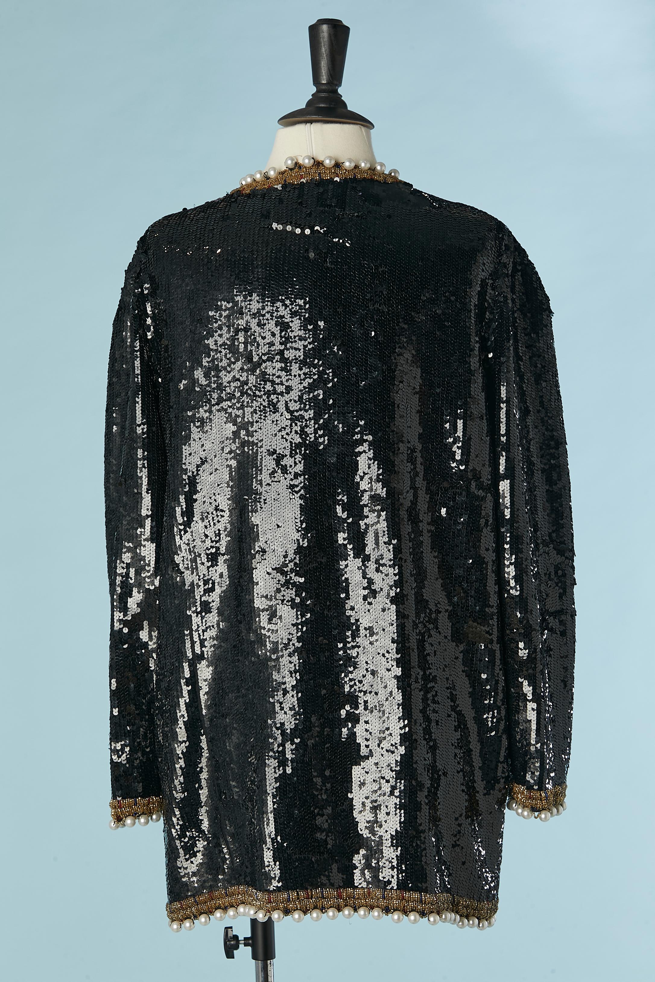Giacca di paillettes nera con bordo di perle e perline Black Tie by Oleg Cassini in vendita 2