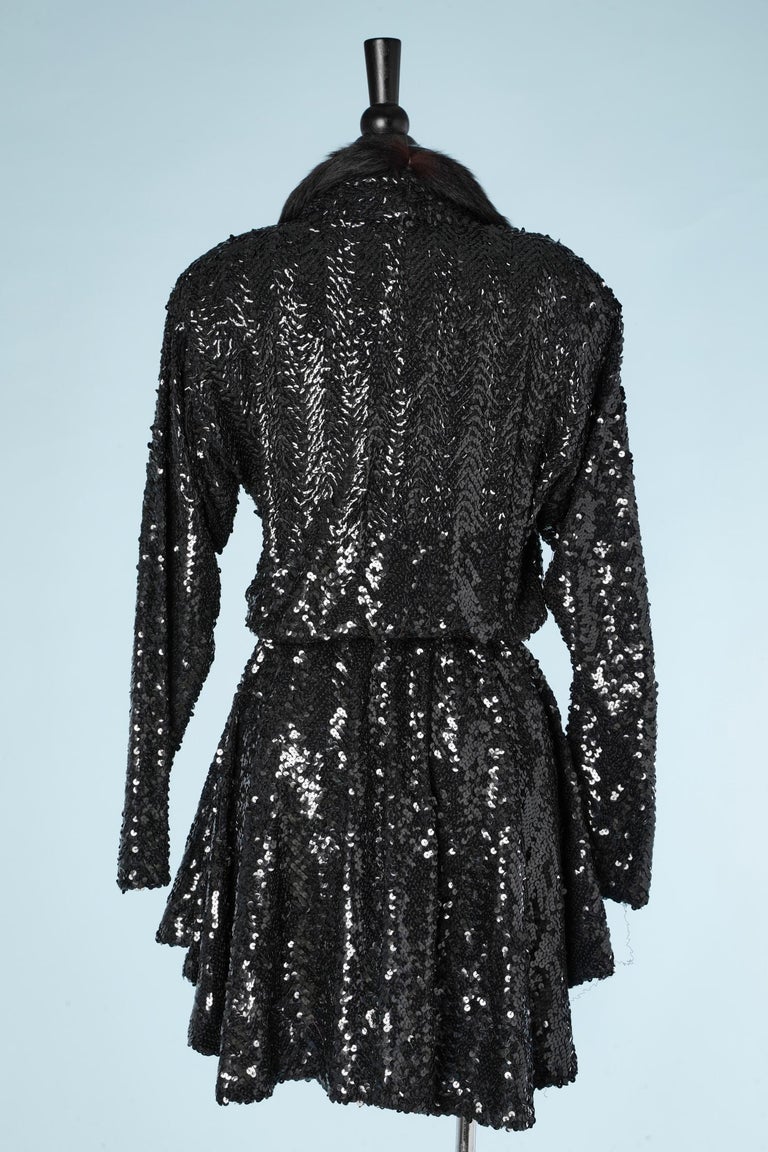 Black sequin long jacket with dark brown furs collar Circa 1970 For Sale 2