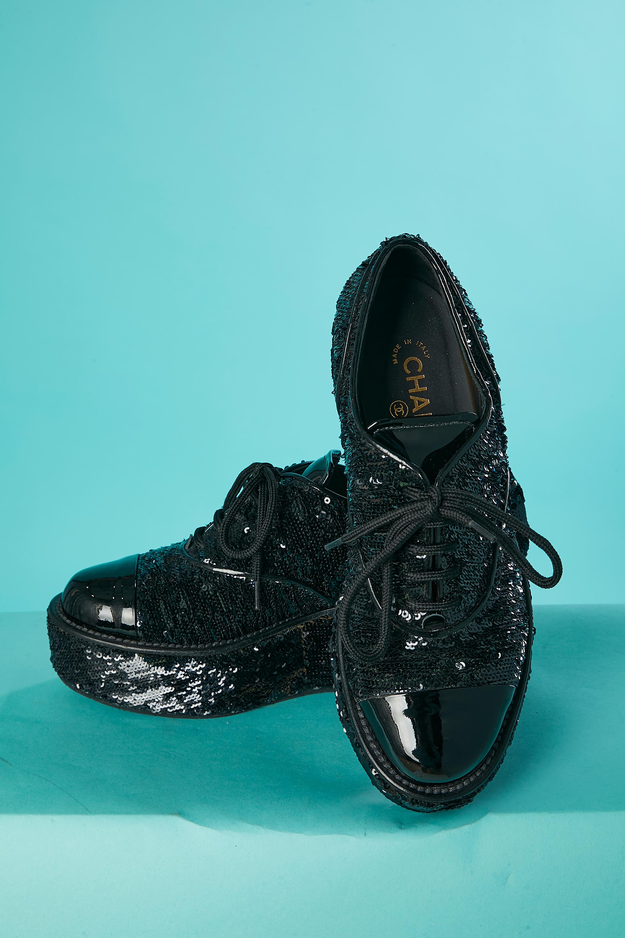 Women's Black sequin plateform with black patent leather end Derbies with laces Chanel 