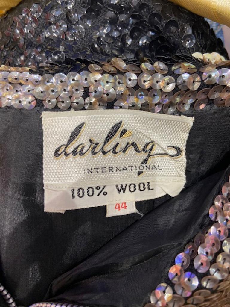 Top sans manches à paillettes noir avec col à motifs  DARLING des années 1960 en vente 1