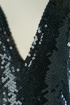 Top negro de lentejuelas sin mangas y cuello en V CHANTAL THOMASS