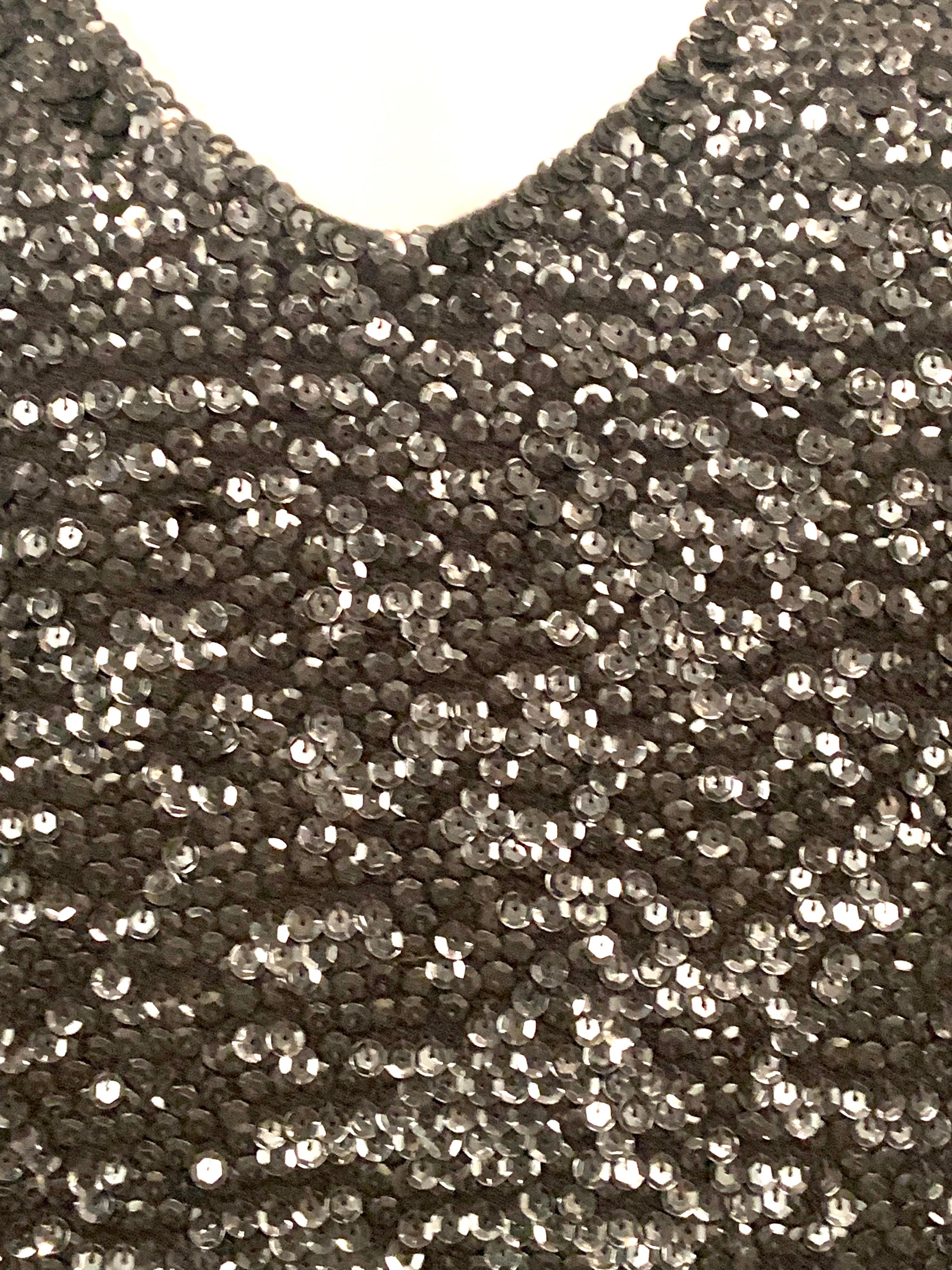 Black Sequin Wool Knit Pullover V Neck Sweater In Excellent Condition For Sale In New Hope, PA