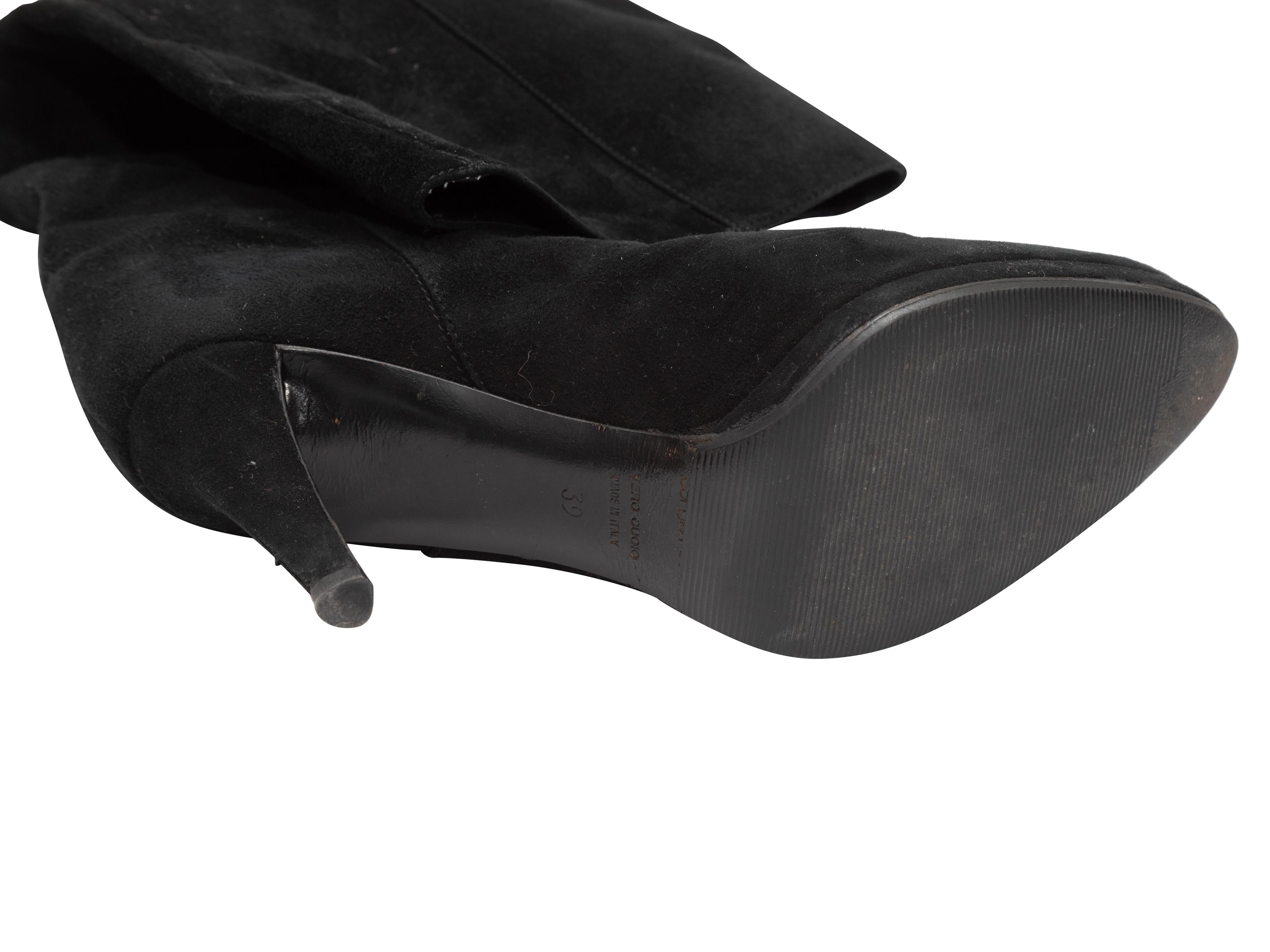 Black Sergio Rossi Suede Pointed-Toe Knee-High Boots In Good Condition For Sale In New York, NY