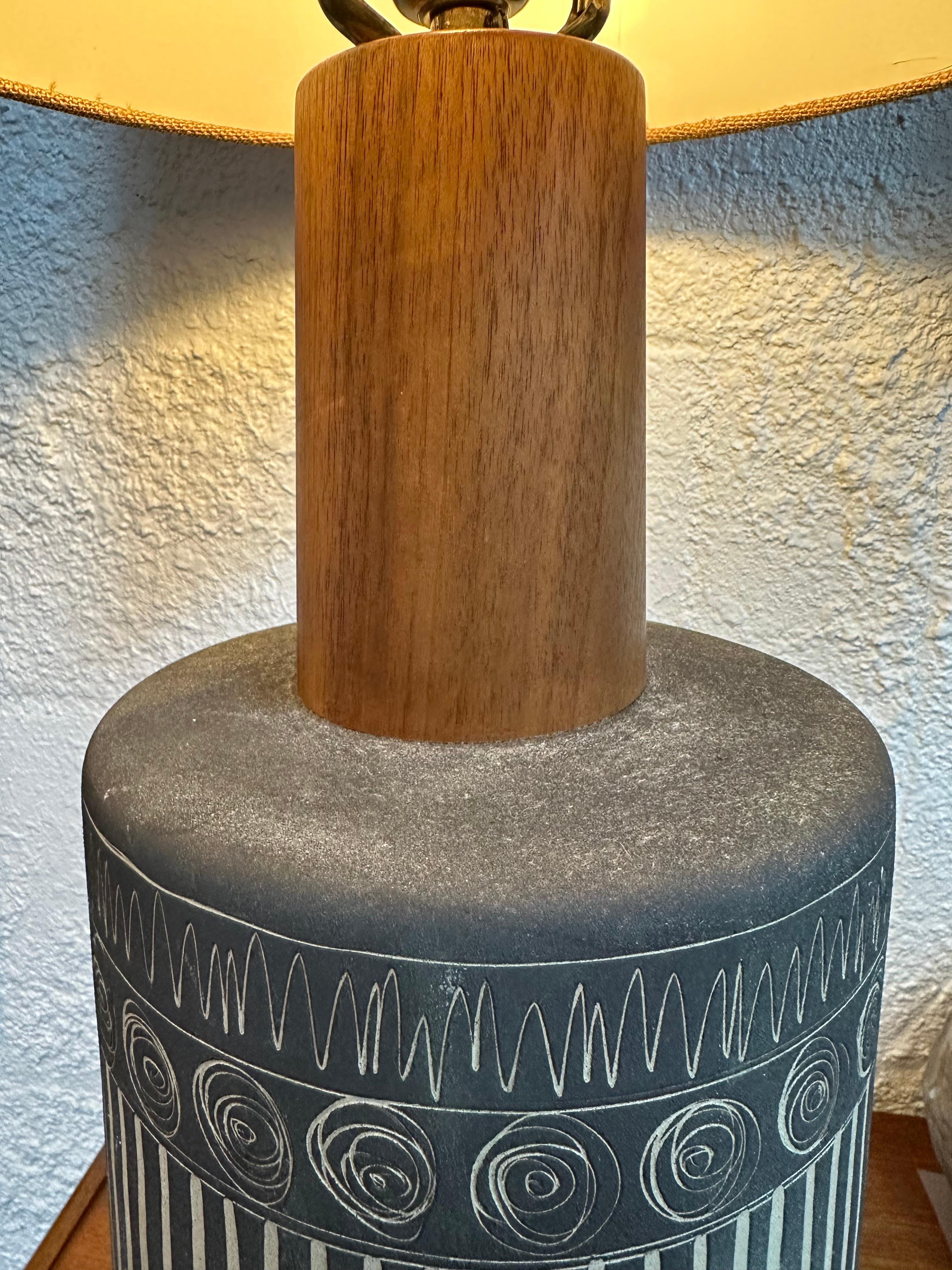Black Sgraffito Jane and Gordon Martz Studio Ceramic Table Lamp For Sale 4