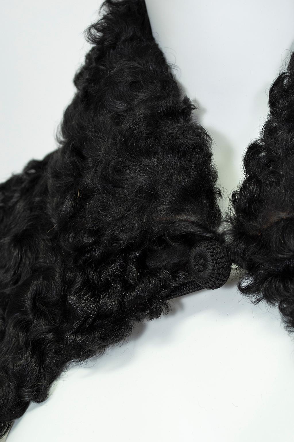 Black Shaggy Astrakhan Persian Lamb Fur Collared Pelerine Stole–O/S, 1920s In Excellent Condition For Sale In Tucson, AZ