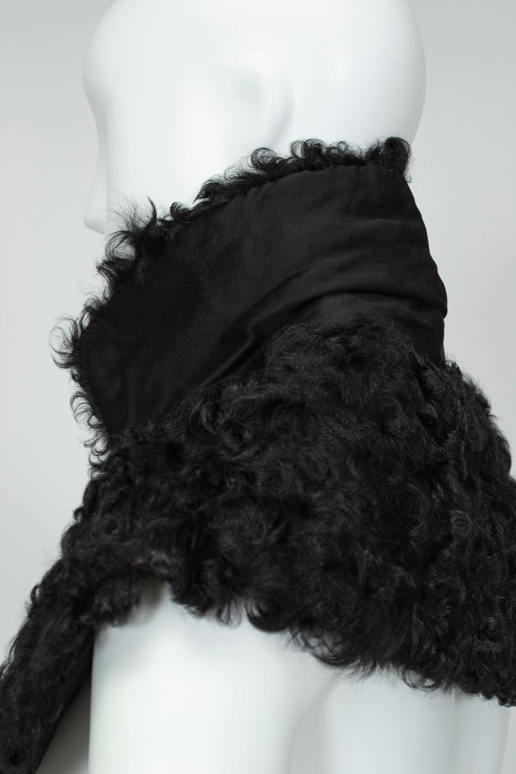 Women's Black Shaggy Astrakhan Persian Lamb Fur Collared Pelerine Stole–O/S, 1920s For Sale