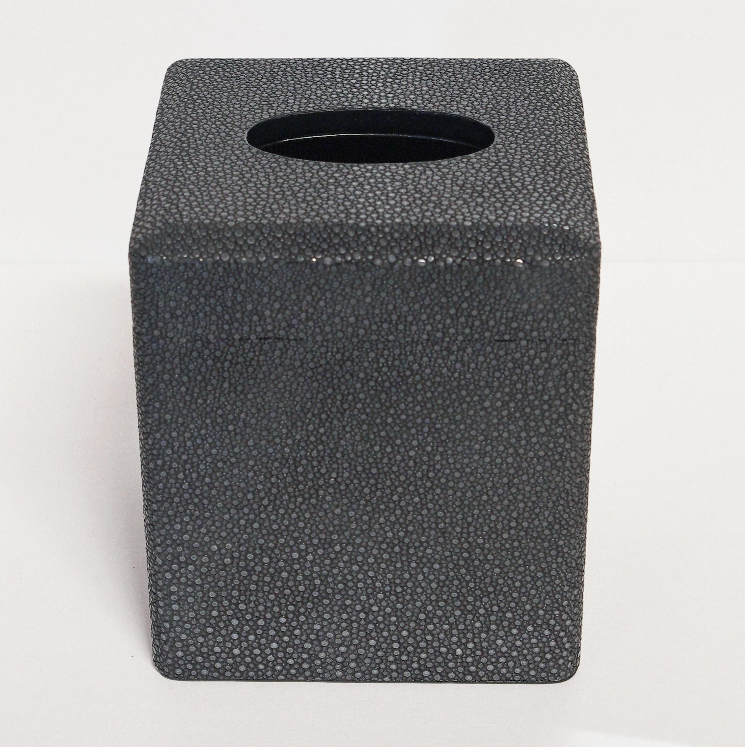 Italian black Shagreen tissue box with black leather presentation box designed by Fabio Bergomi for Fabio Ltd, made in Italy.
Measures: Height 6 inches, depth 5 inches, width 5 inches
LAST 1 in stock in Los Angeles
Order reference #: FABIOLTD