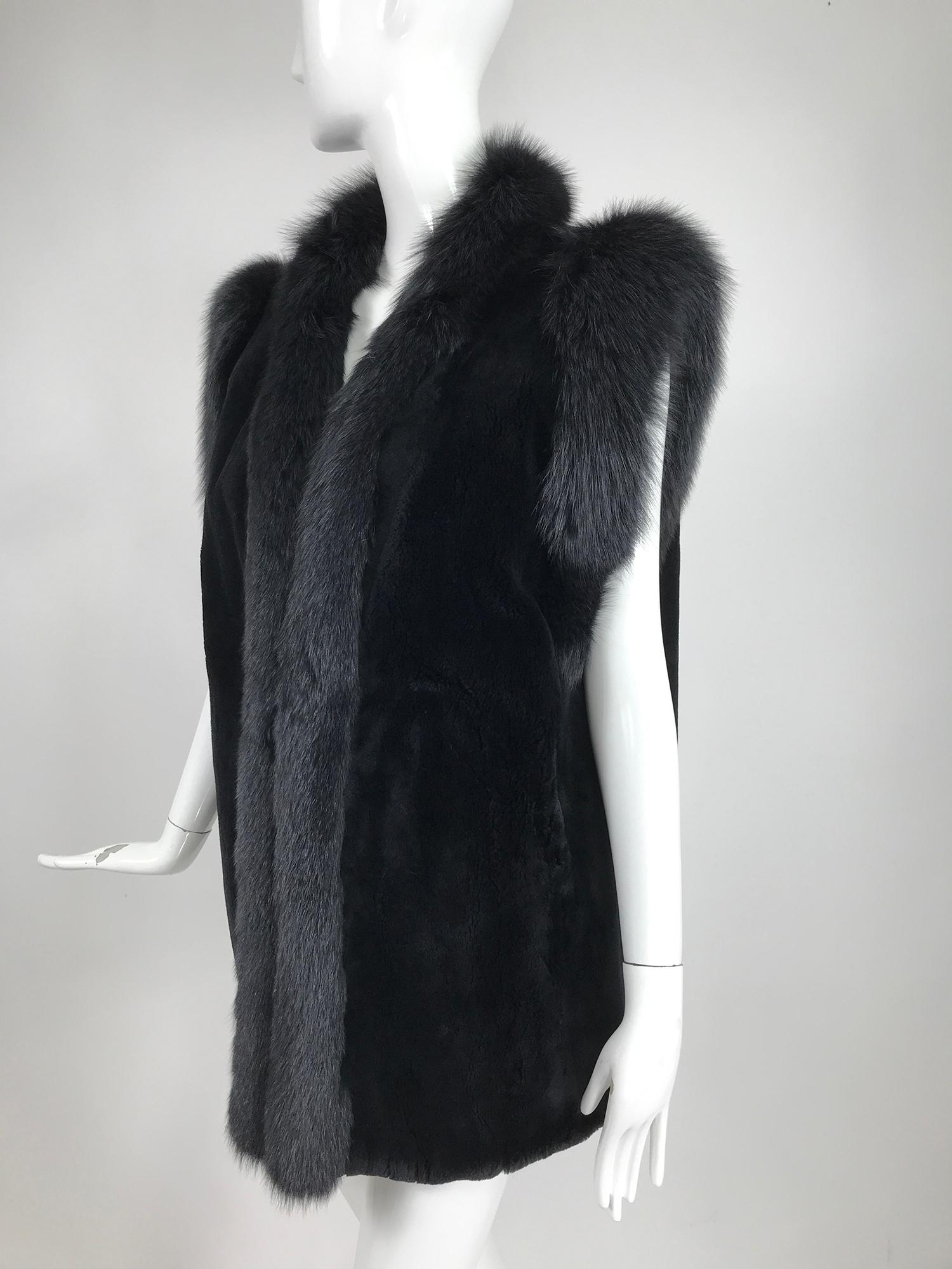 Black Sheared Beaver with Fox Gilet or Vest Vintage 1970s For Sale 8