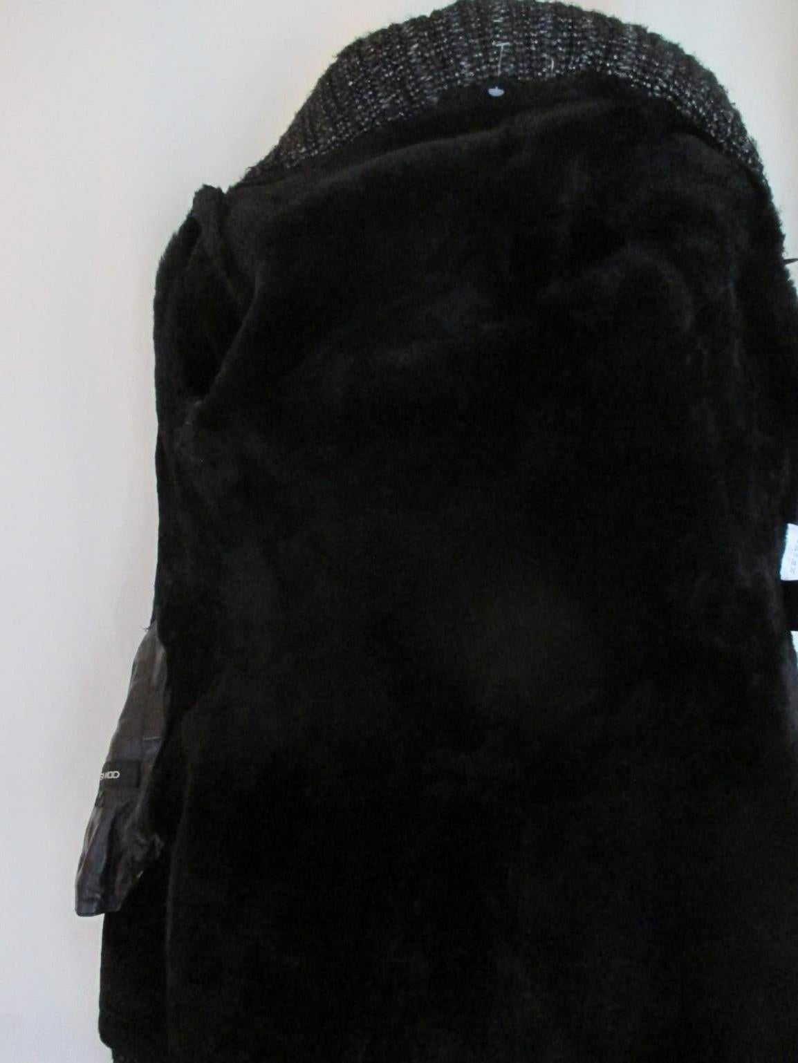 Black Shearling Fur coat with Silver Knitted details For Sale 3