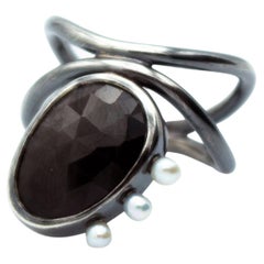 Black Sheen Sapphire Pearl Diatom Ring by TIN HAUS