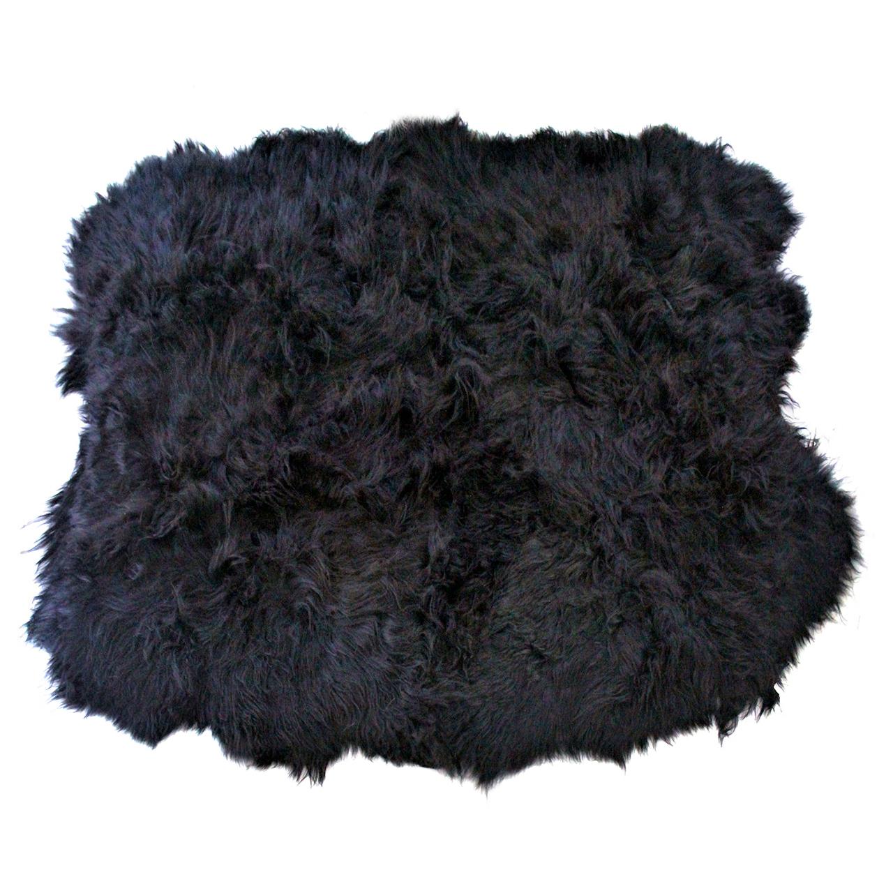 Tapis en peau de mouton noir, laine longue shaggy islandaise noire