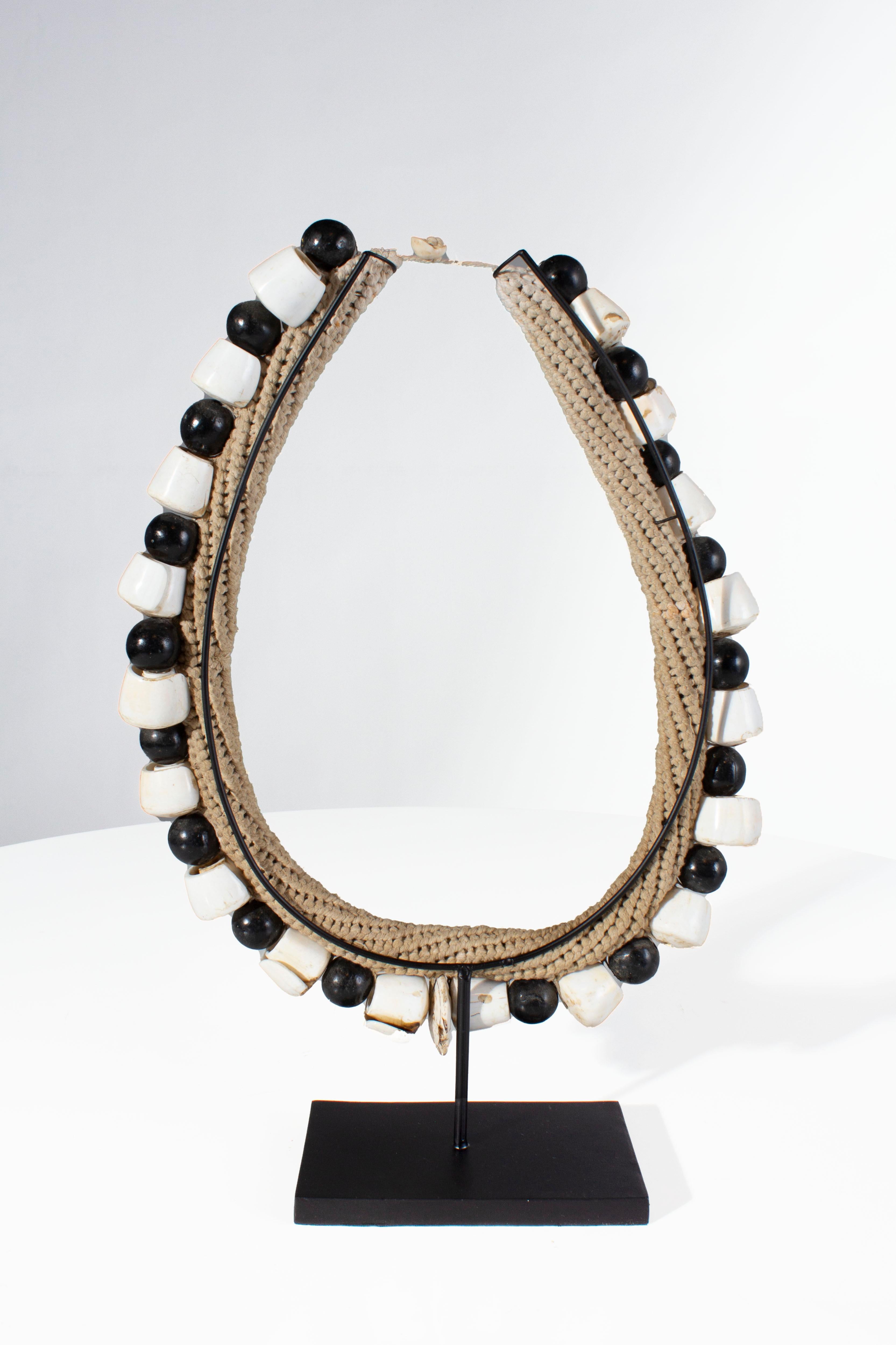 Mid-Century Modern Black Shell Necklace Accessory on Stand For Sale