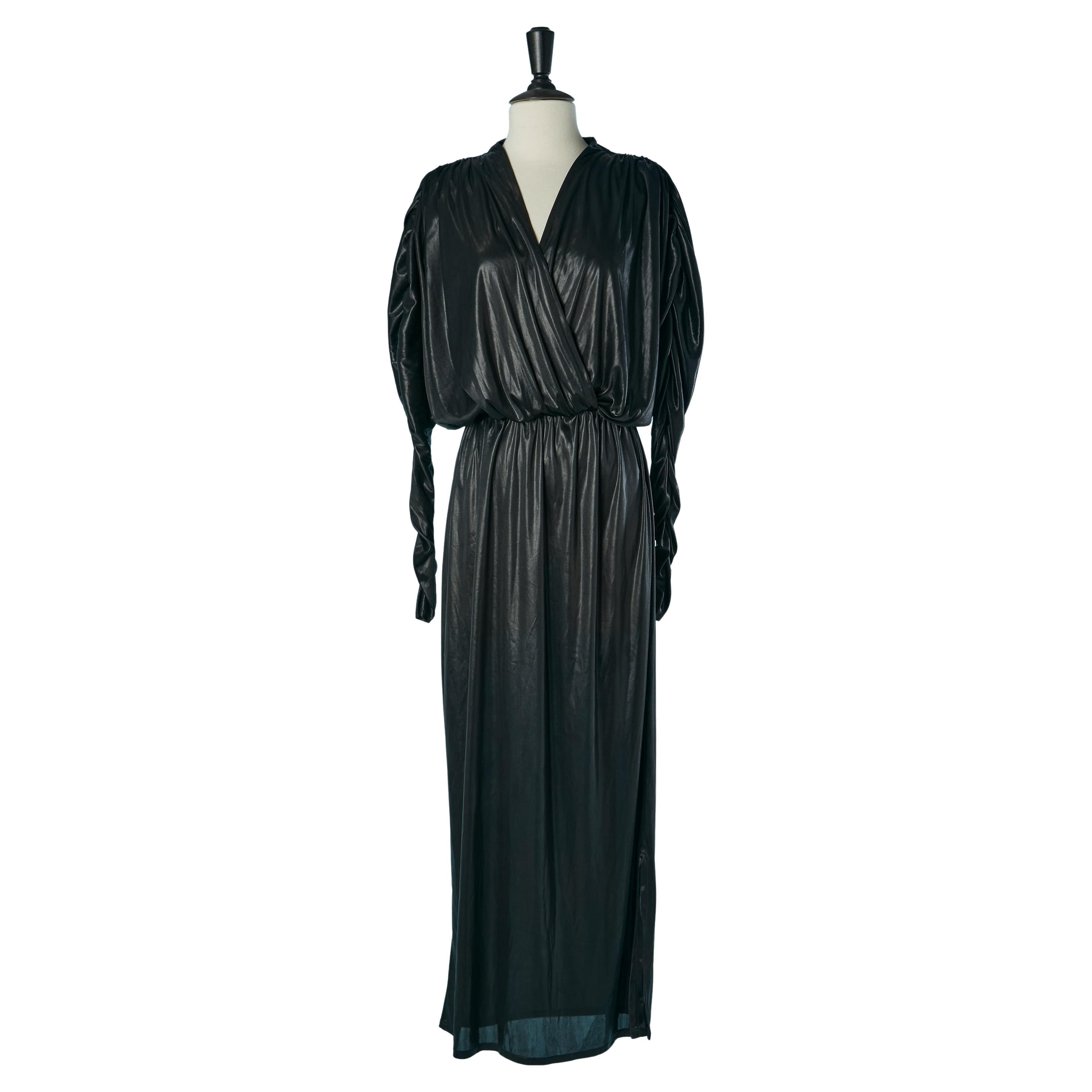 Schwarzes Abendkleid aus glänzendem Jersey YVES SAINT LAURENT Variation im Angebot