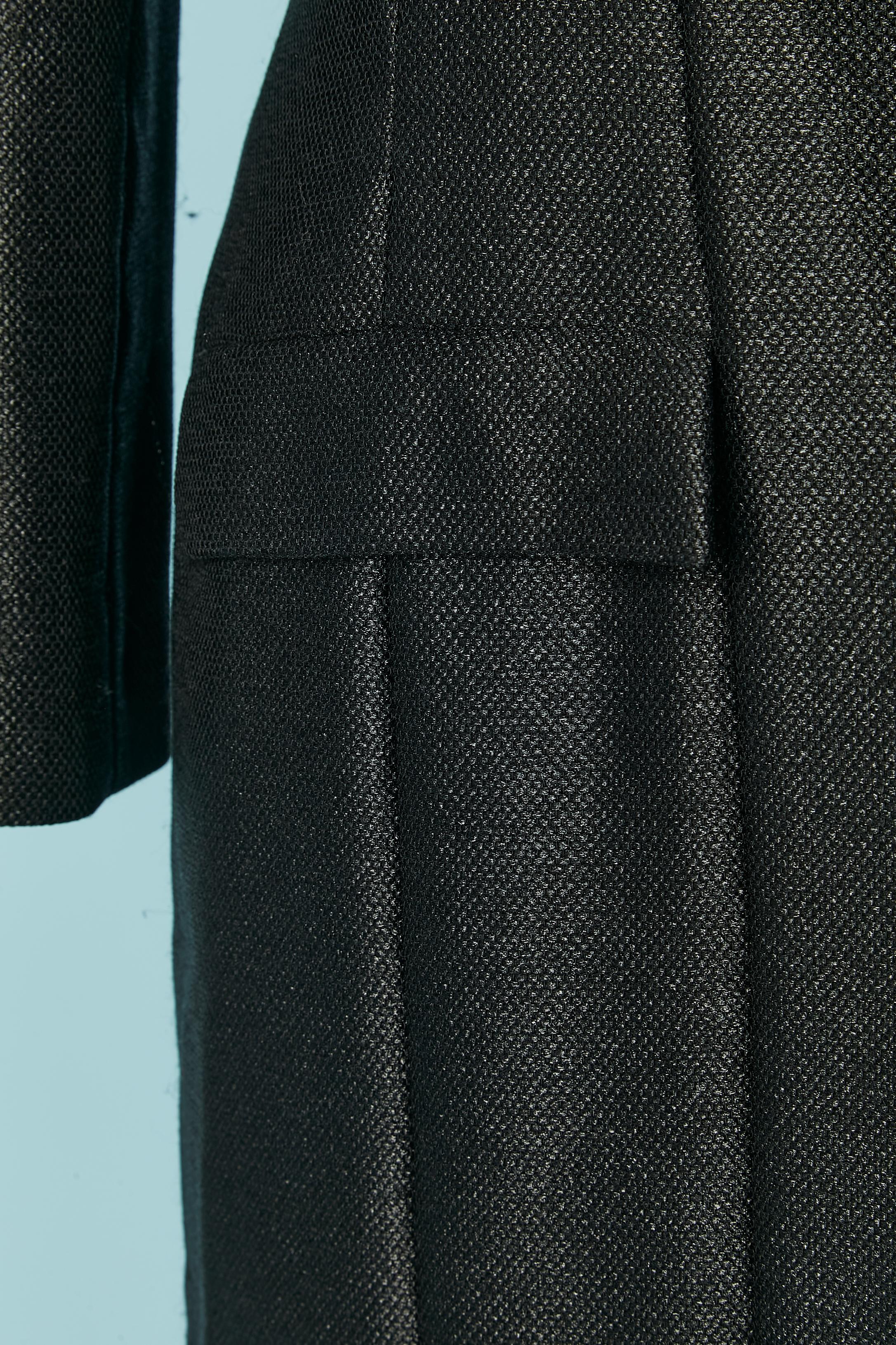 Black shiny single breasted coat CHANEL In Excellent Condition In Saint-Ouen-Sur-Seine, FR