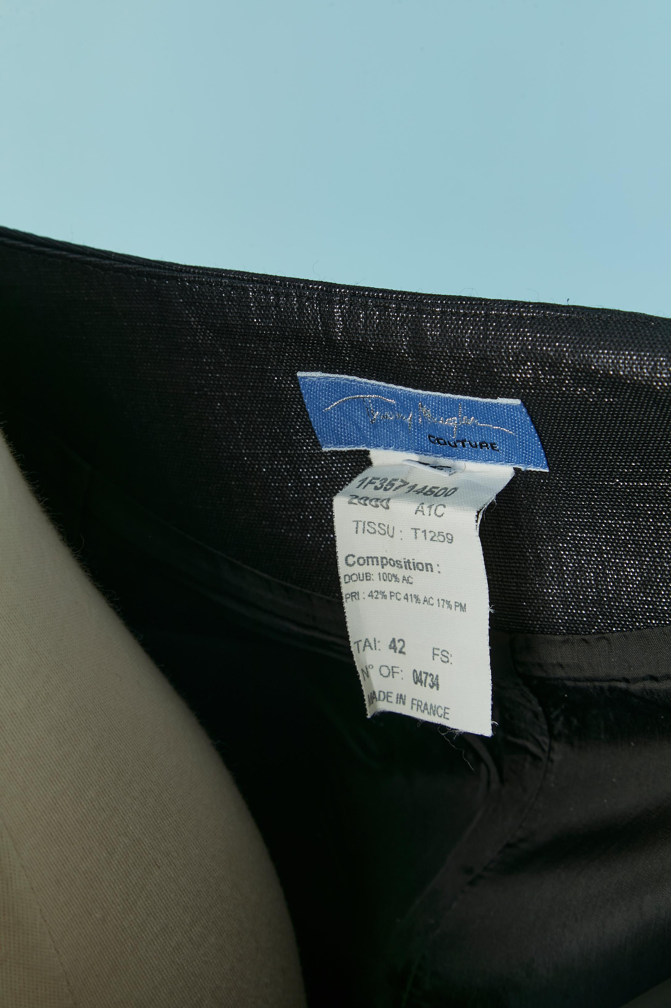 Jupe noire brillante fendue sur le devant THIERRY MUGLER COUTURE en vente 1