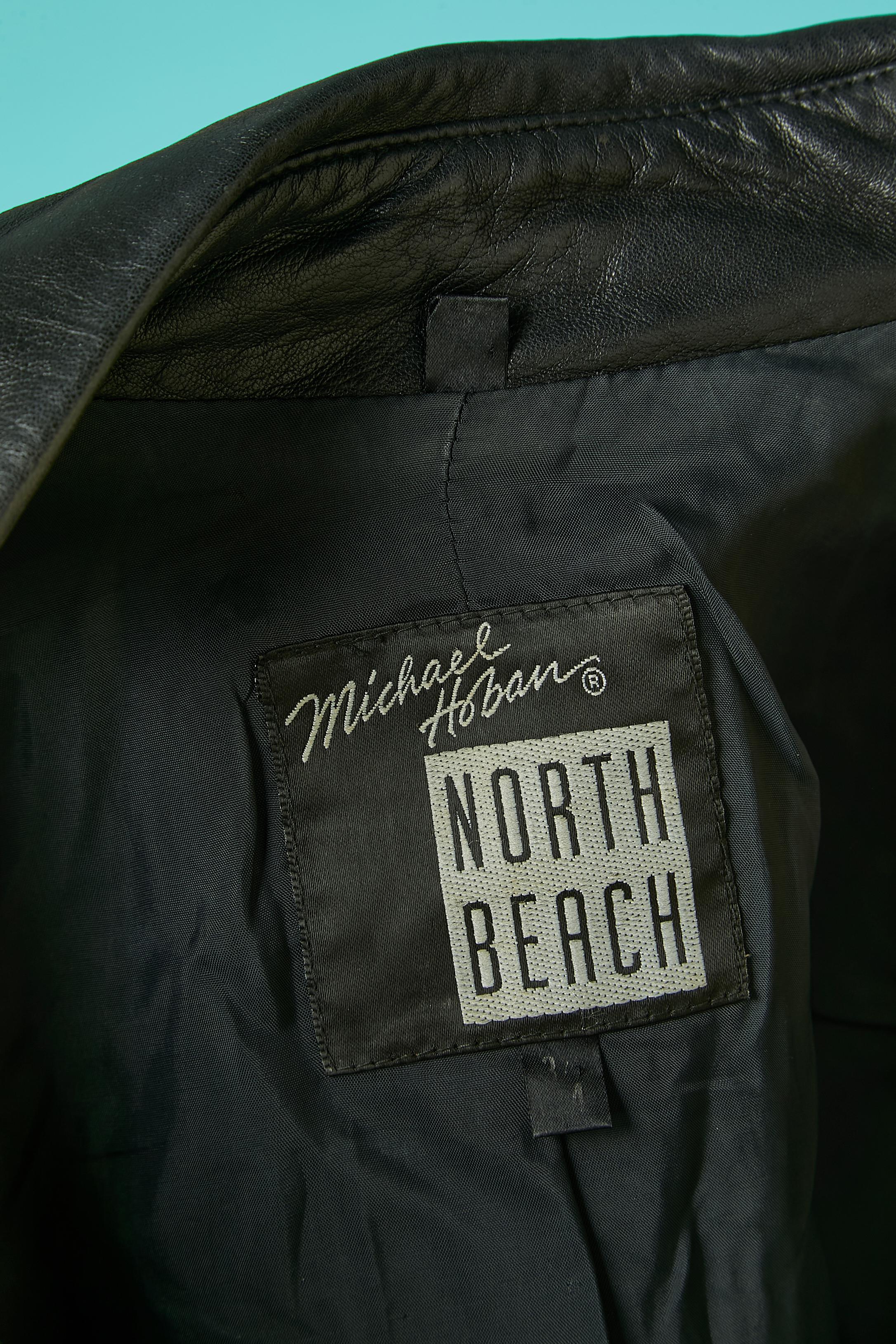 Schwarze kurze Lederjacke mit Cabochon-Druckknopf Michael Hoban North Beach Leather  im Angebot 3
