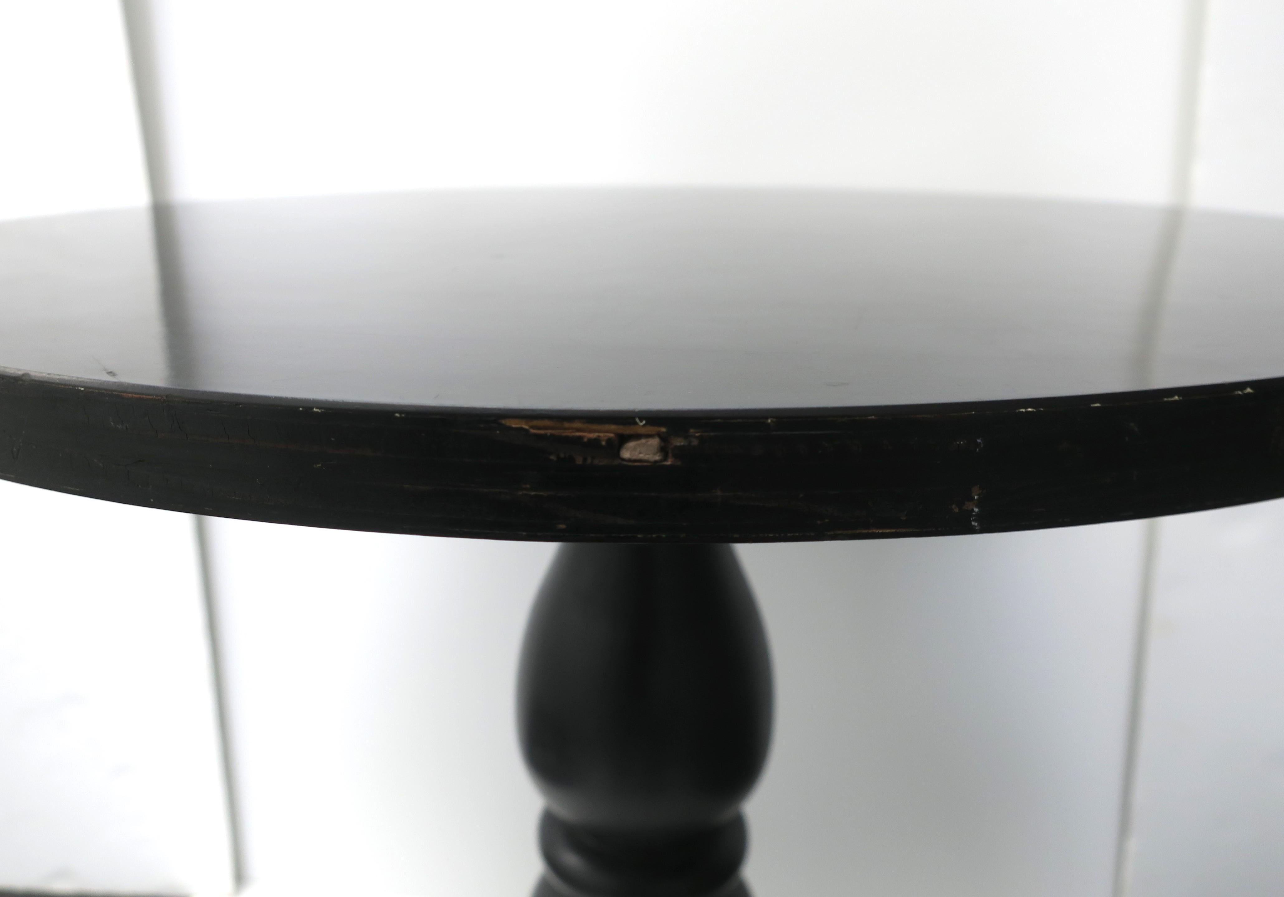 Black Side Table For Sale 8
