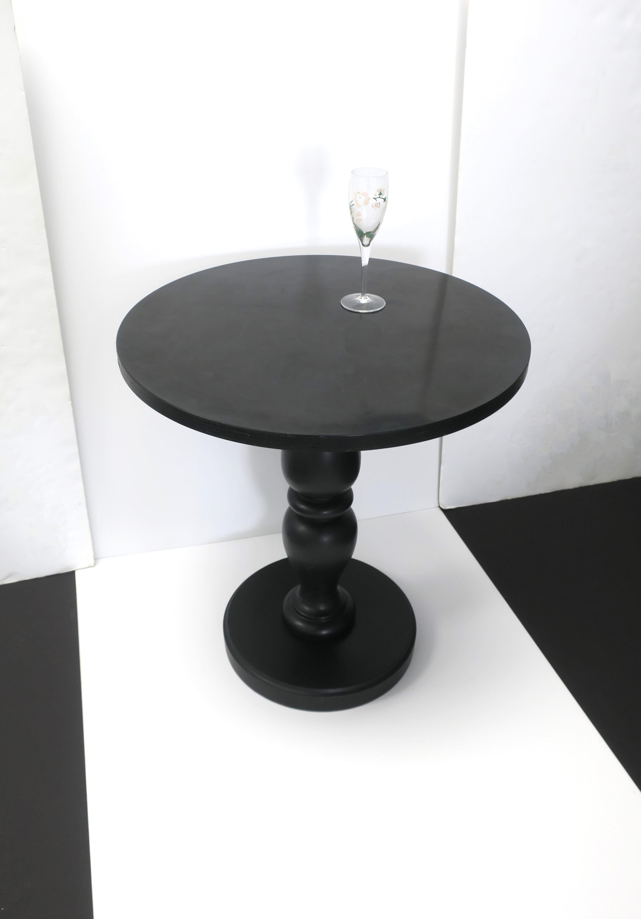 20th Century Black Side Table For Sale
