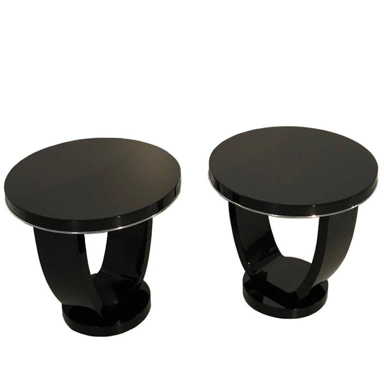Black Art Deco Side Table For Sale at 1stdibs