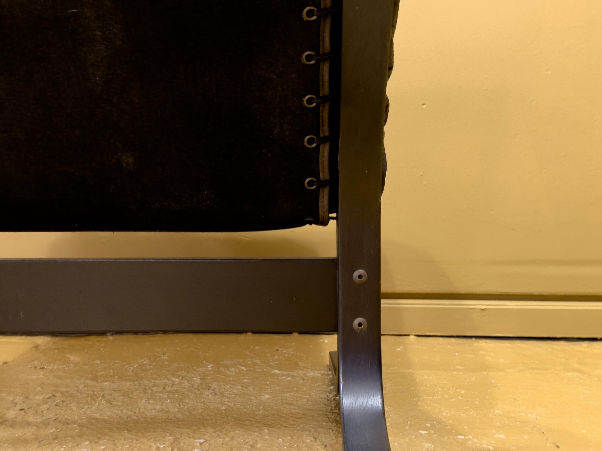 Leather Black Siesta Chair