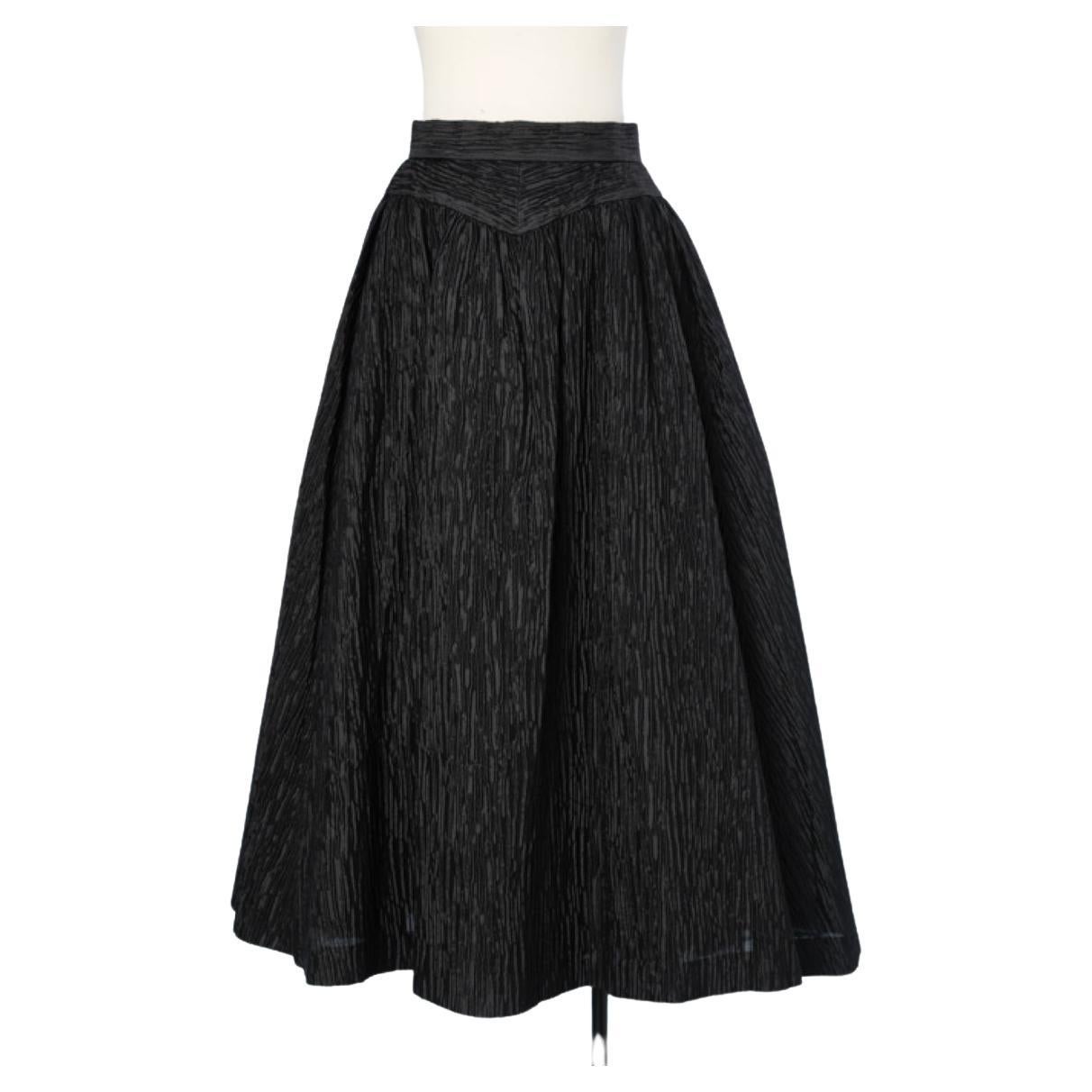 Black silk and polyester wrinkled effect Hanaé Mori For Sale