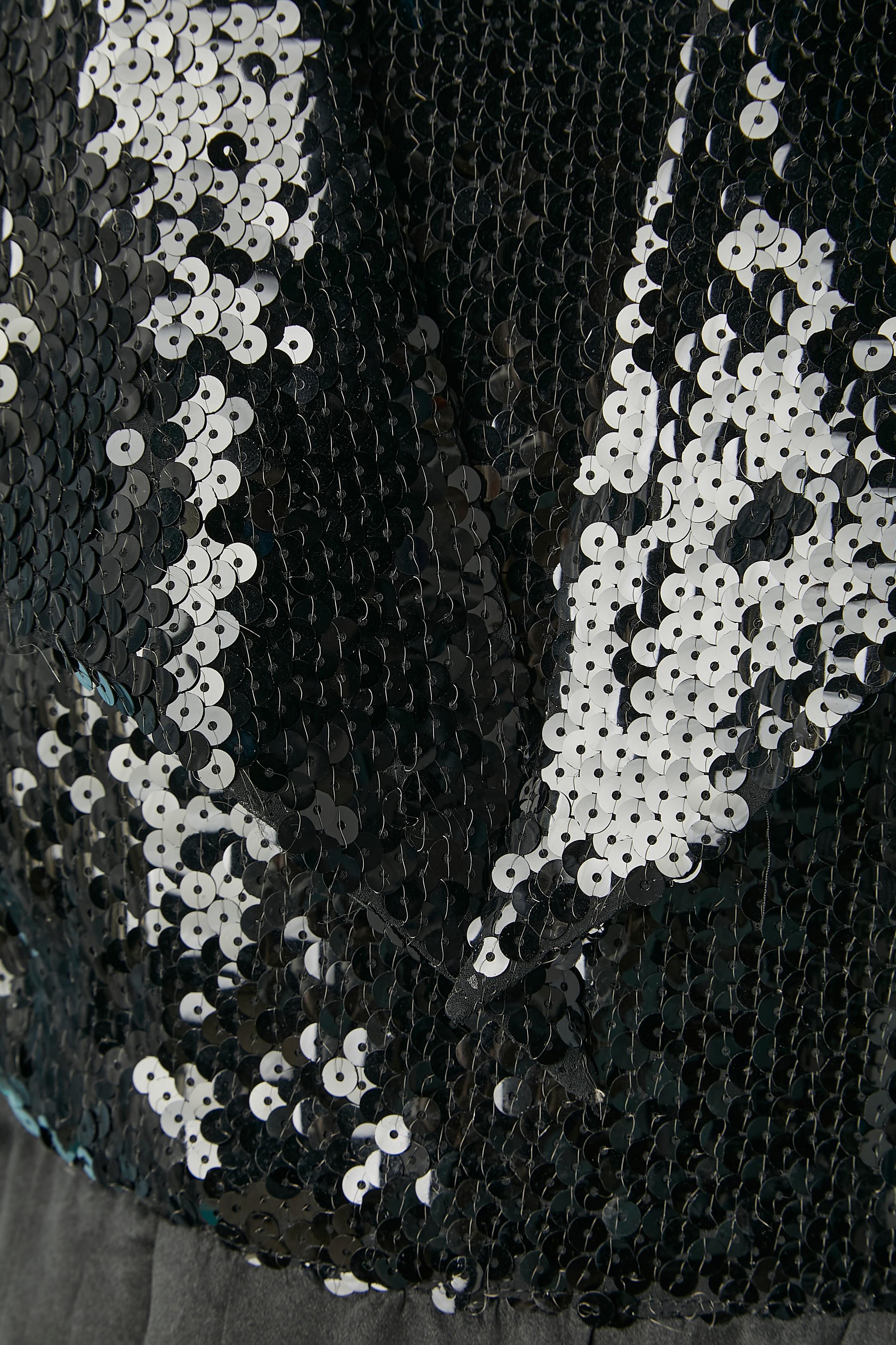 Black silk and sequin evening dress with sequin cape Louis Féraud  In Excellent Condition For Sale In Saint-Ouen-Sur-Seine, FR