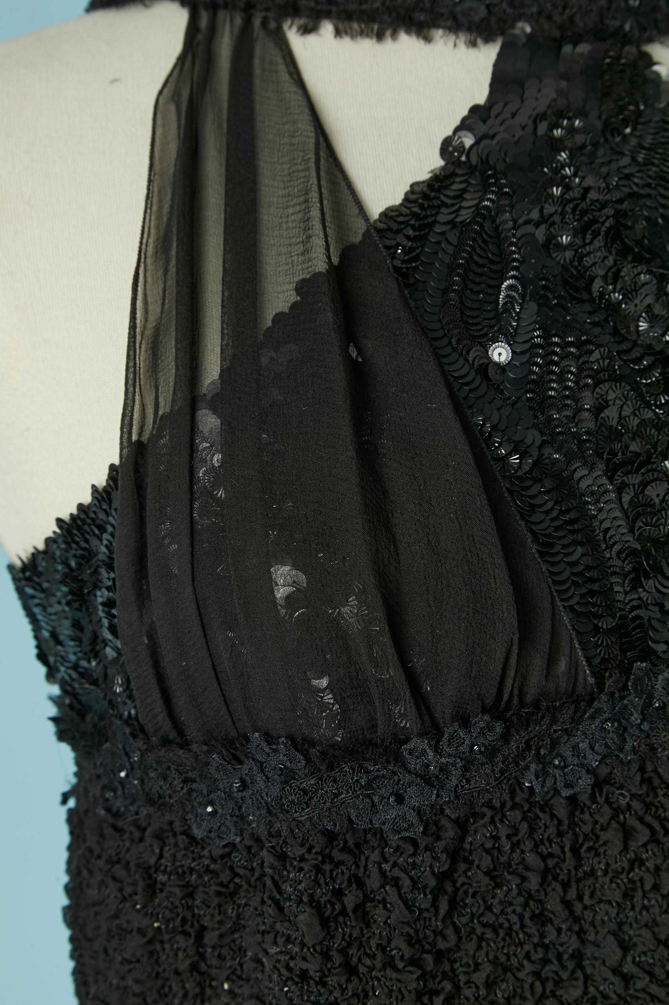 Abito da sera asimmetrico in chiffon di seta nero con ricami di paillettes Chanel In condizioni ottime in vendita a Saint-Ouen-Sur-Seine, FR