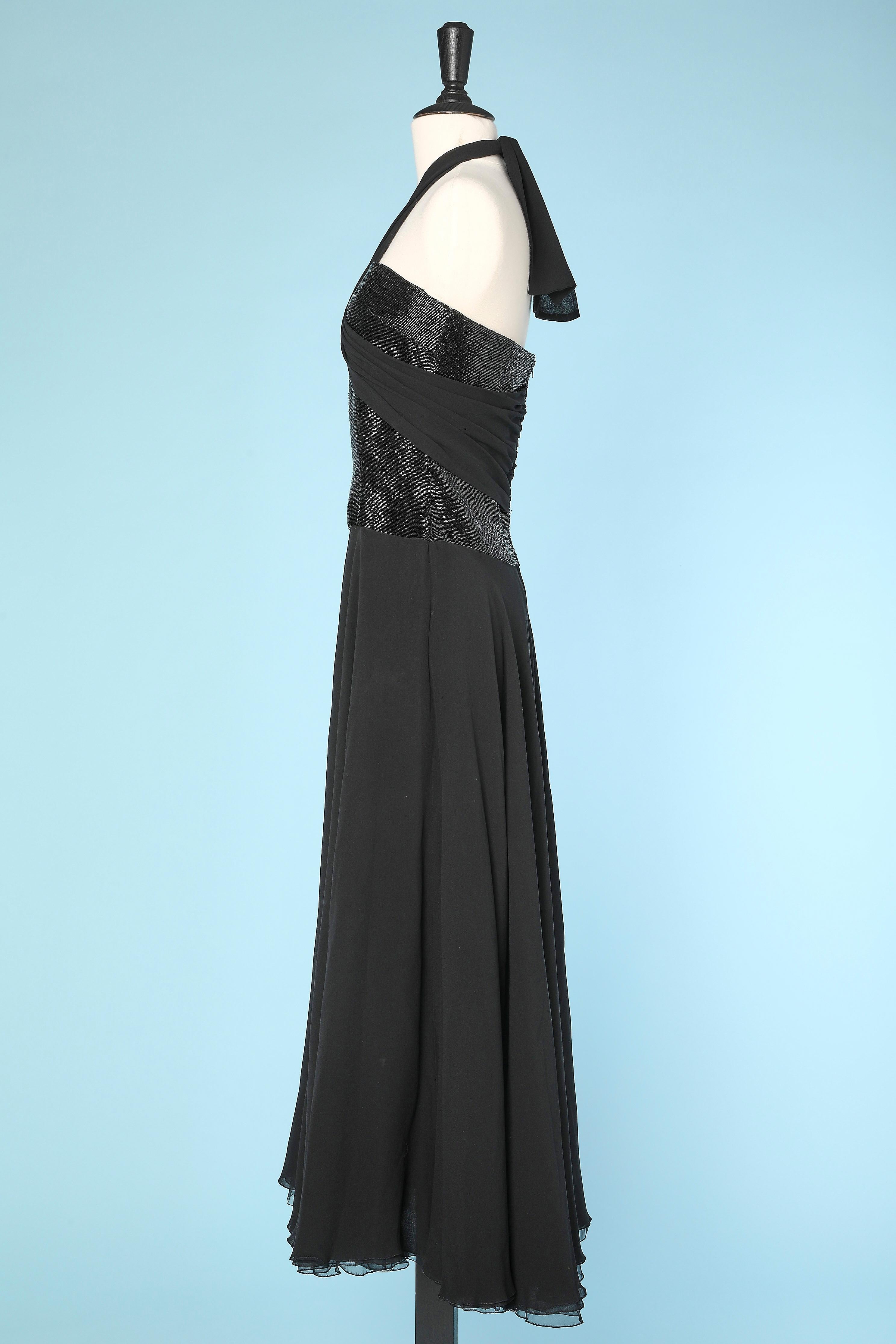 Vestido sin espalda de gasa de seda negra con pedrería negra CHLOÉ en Excelente estado para la venta en Saint-Ouen-Sur-Seine, FR