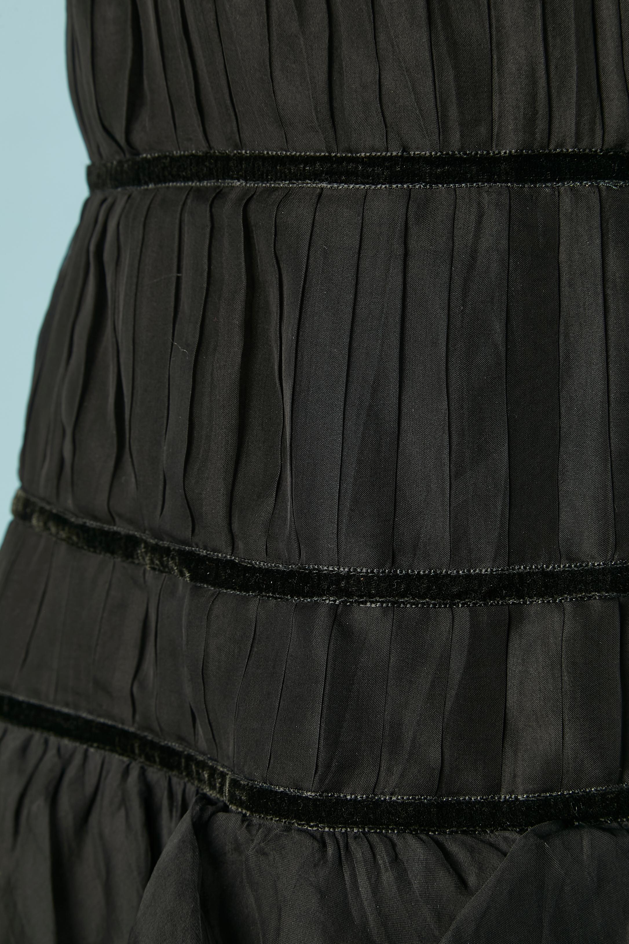 Black silk chiffon bustier cocktail dress with ruffles Chanel Boutique In Excellent Condition For Sale In Saint-Ouen-Sur-Seine, FR