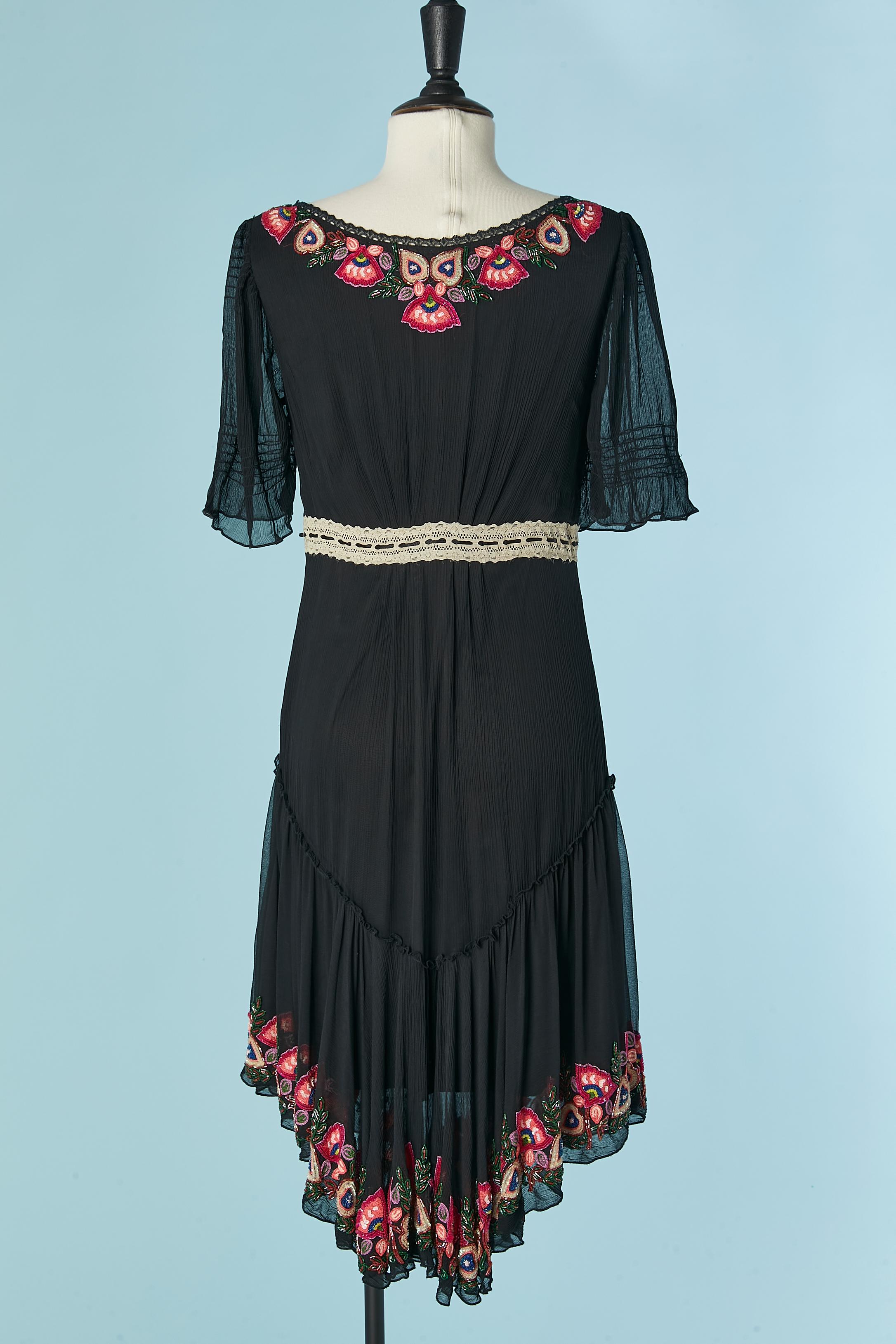 Schwarzes Seidenchiffonkleid aus Seide mit Stickereien von GALLIANO im Angebot 4
