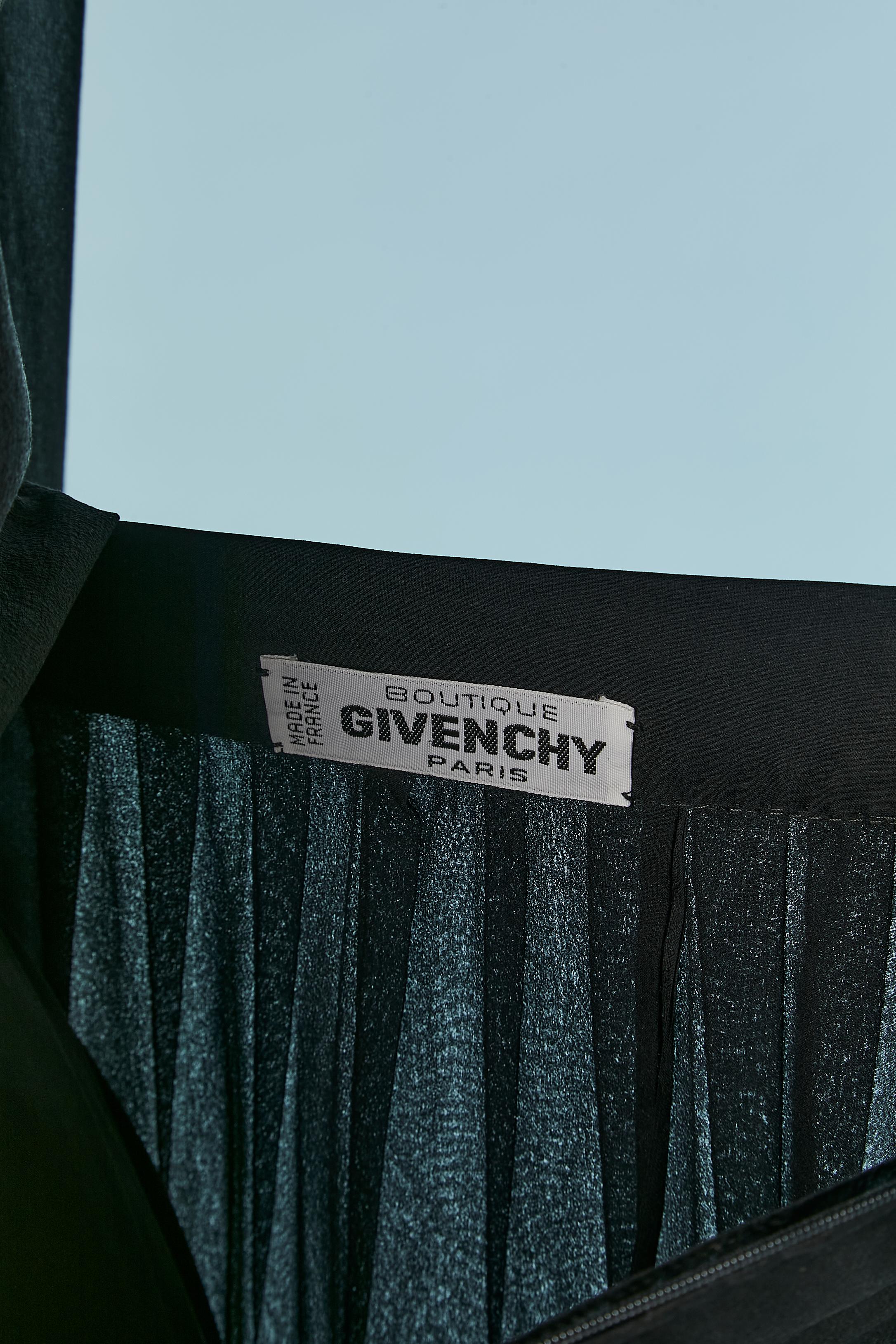 Black silk chiffon top , skirt and scarf ensemble GIVENCHY Nouvelle Boutique For Sale 4