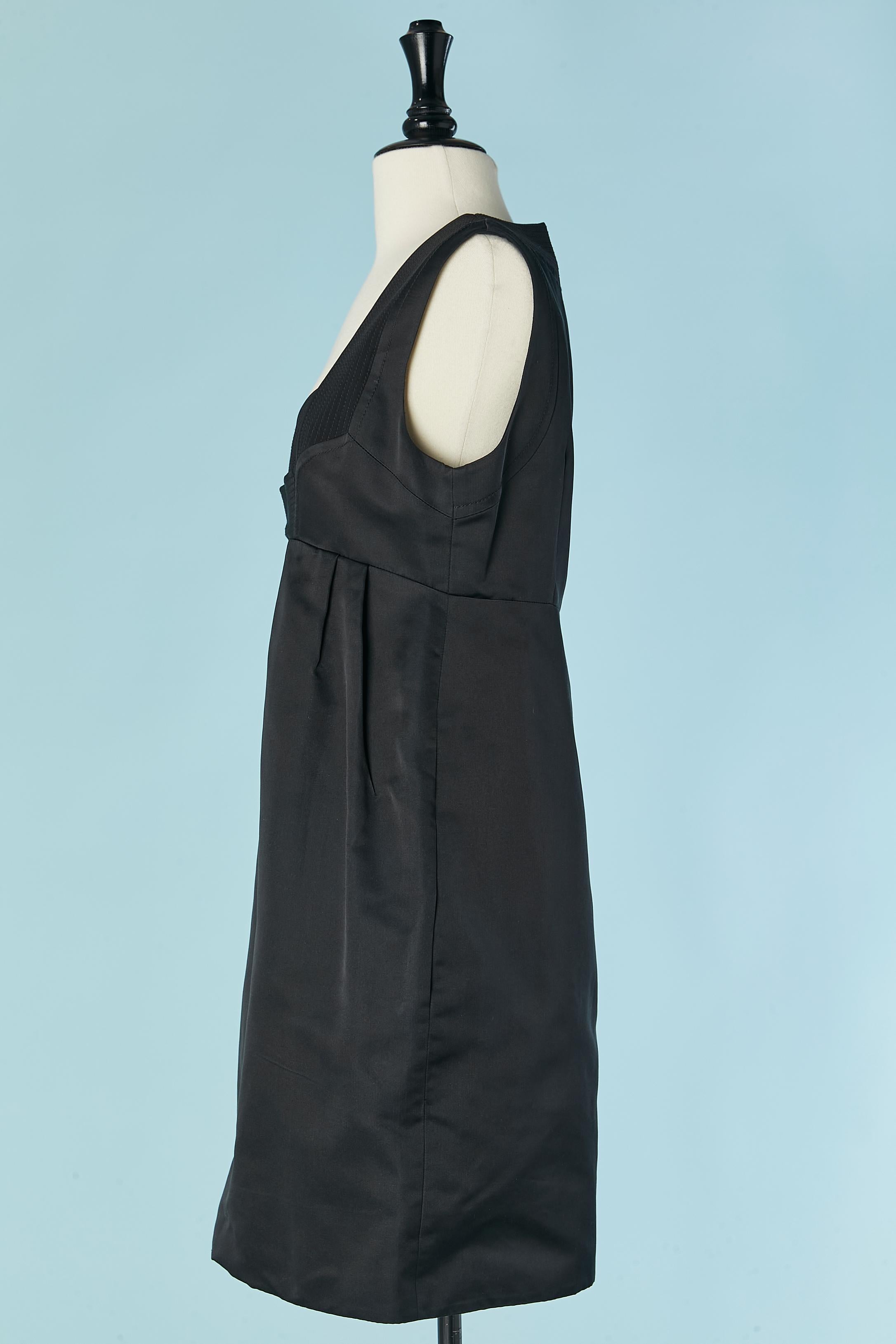 Women's Black silk cocktail dress with top-stitched neckline GUCCI For Sale