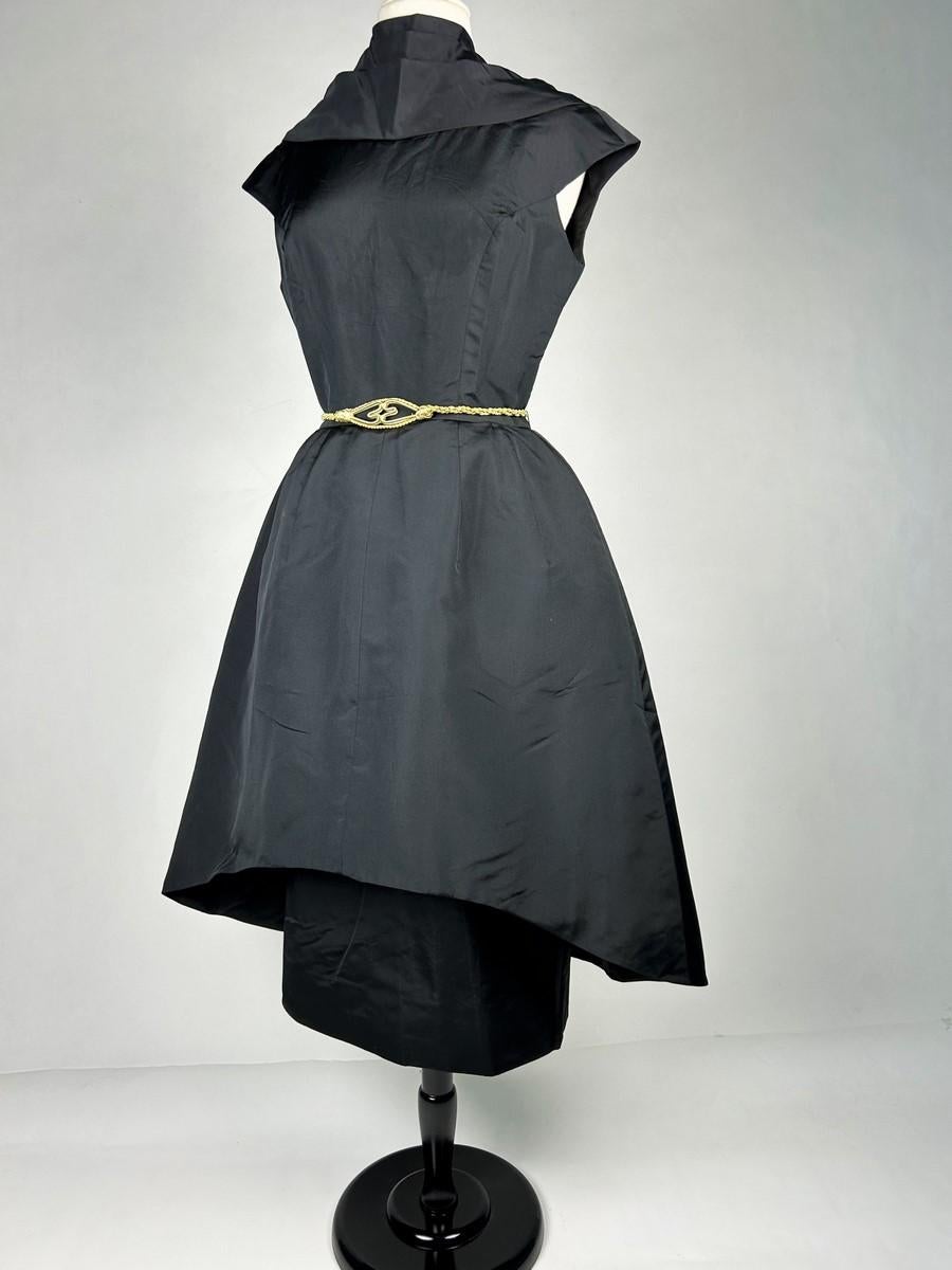 Black silk faille cocktail dress by Pauline Trigère - USA Circa 1950 For Sale 3