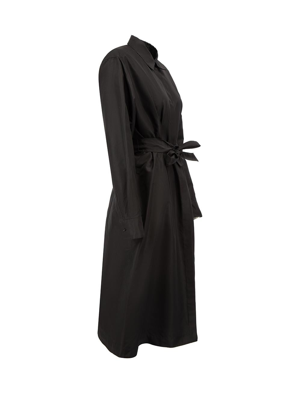 CONDITION is Very good. Hardly any visible wear to dress is evident however negligible marks may be found on this used Jil Sander designer resale item.



Details


Black

Silk

Shirt dress

Midi

Button up fastening

Tie belt

Buttoned