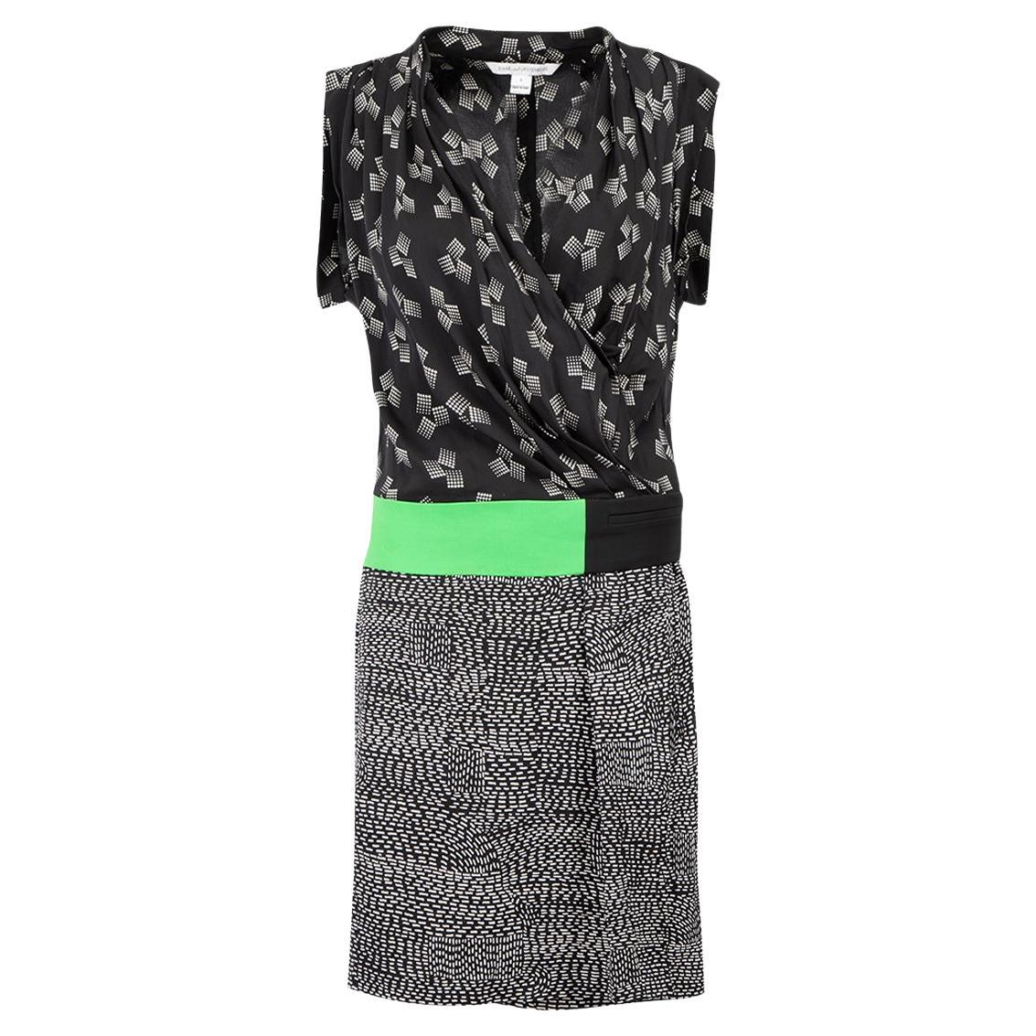 Black Silk Patterned Mini Dress Size M For Sale