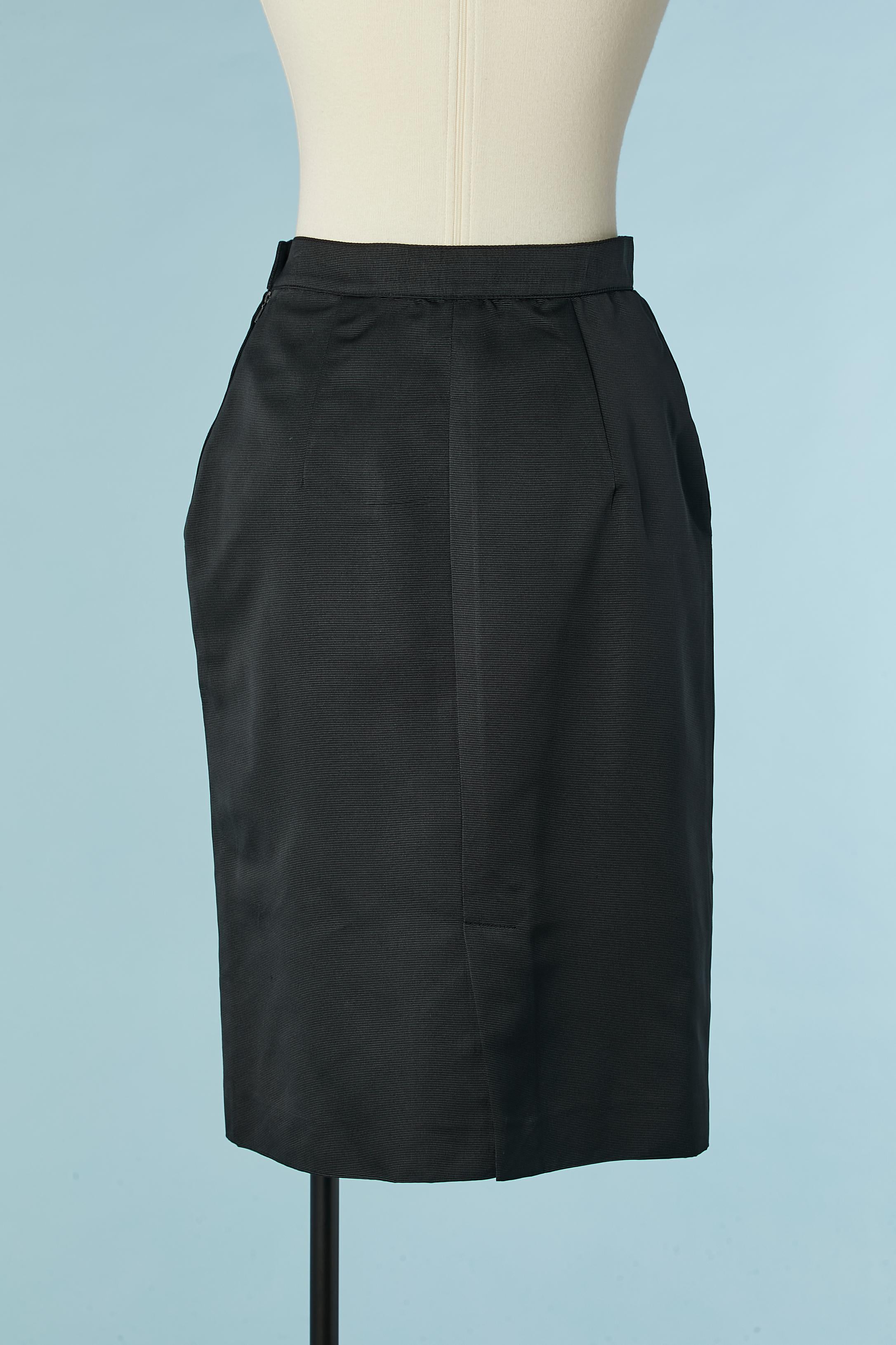 black silk pencil skirt GUCCI In Excellent Condition For Sale In Saint-Ouen-Sur-Seine, FR