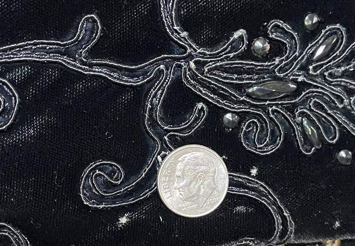 Schwarzer Blazer aus Seidensamt mit Soutache, 1940er Jahre Damen im Angebot