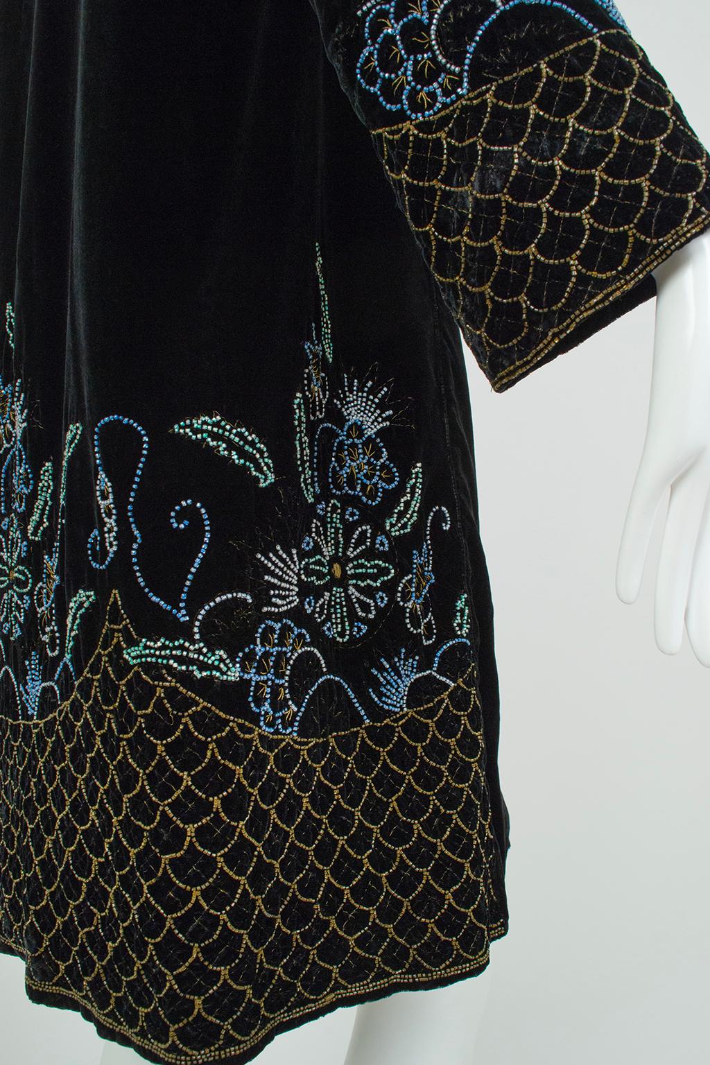 Black Silk Velvet Gold Bouillon Beaded Opera Coat w Blue Silk Lining-S-M, 1920s For Sale 10