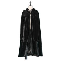 Black silk velvet Opéra cape  with brocade lining Paul Chanel 