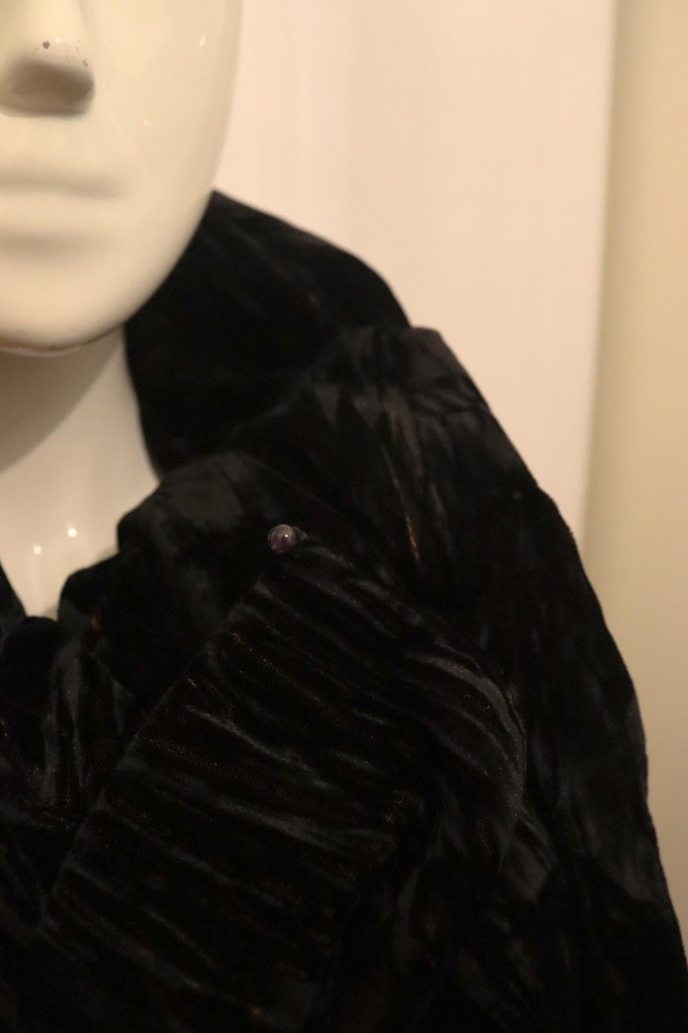 Black Silk Velvet Shawl For Sale 1