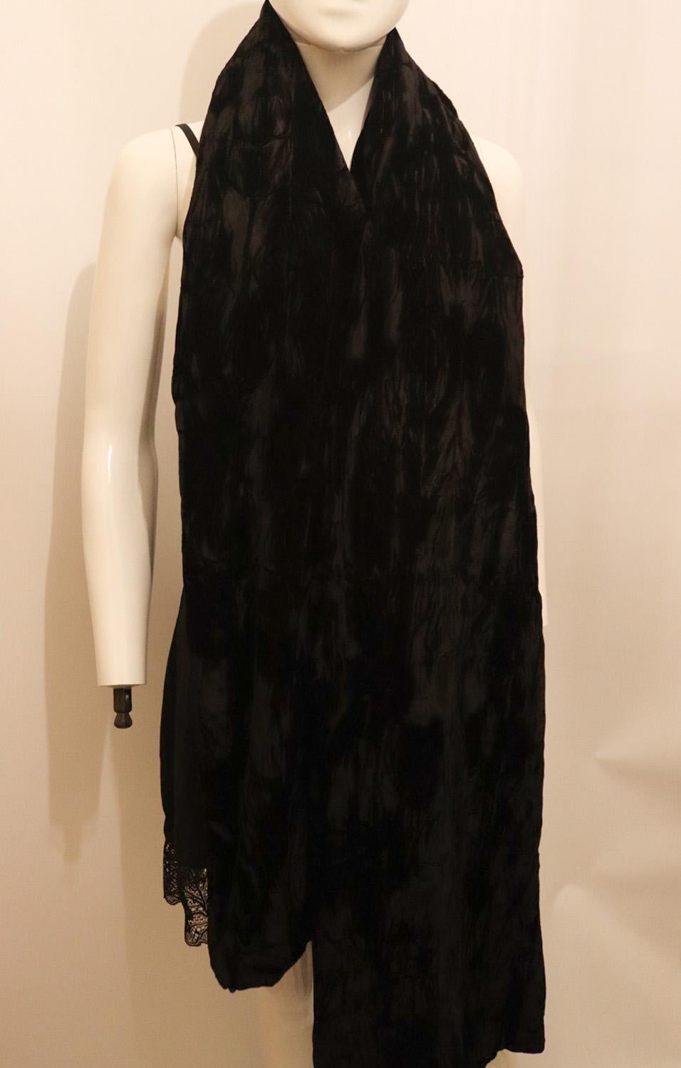 Black Silk Velvet Shawl For Sale 3