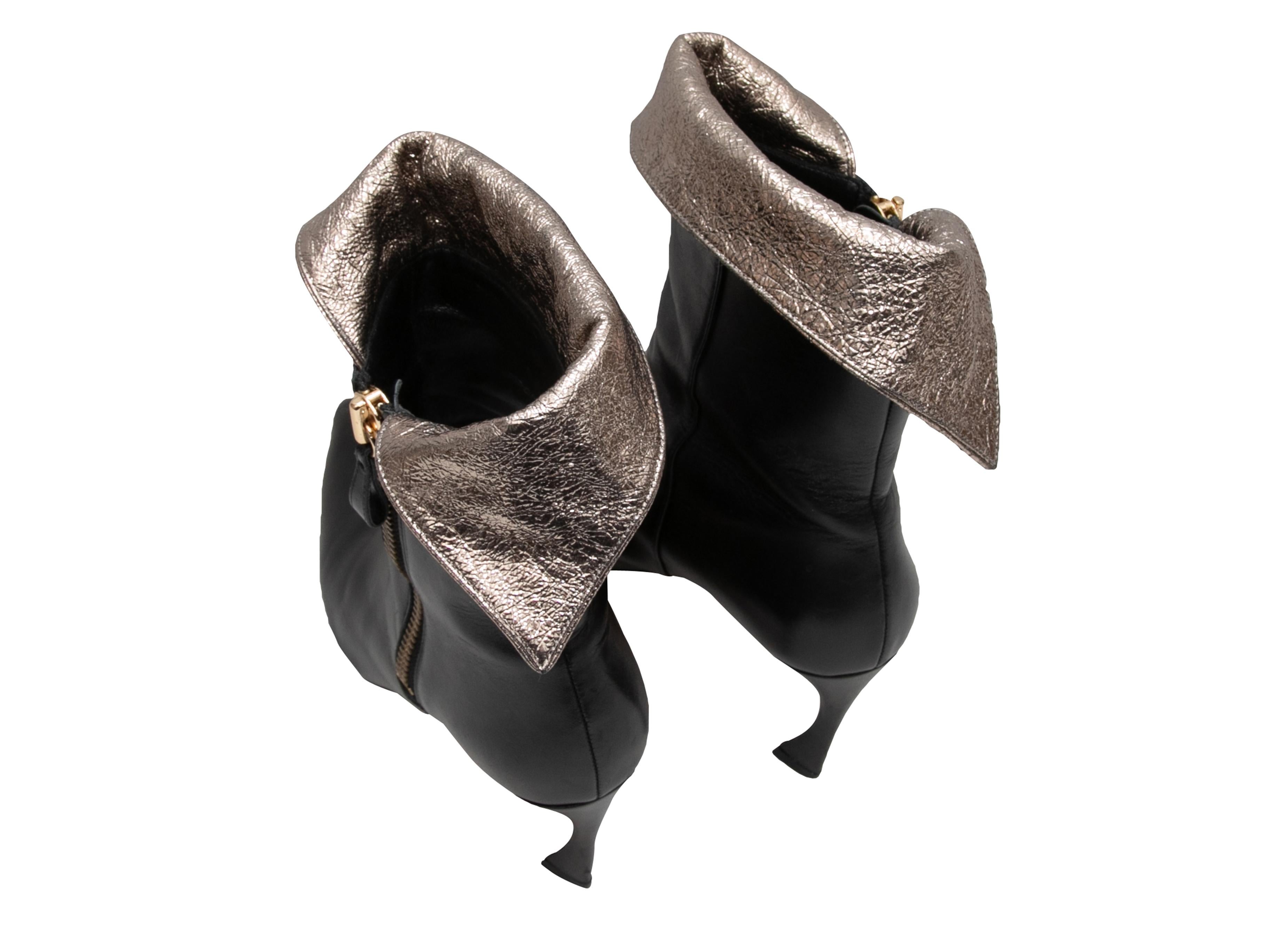 Noir Alexandre Birman - Bottines à bout pointu, noires et argentées, taille 41 en vente