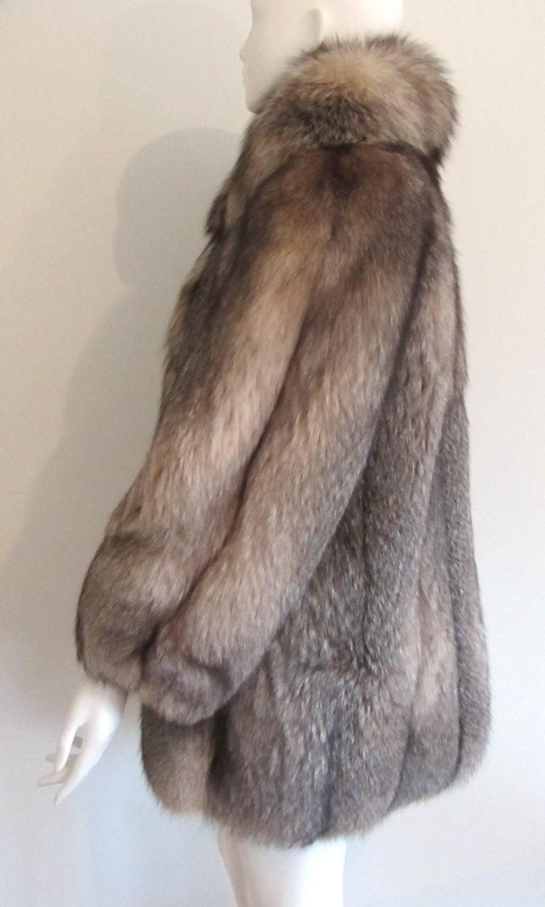 Black & Silver Tipped Fox Fur Coat Stunning  In Excellent Condition For Sale In Wallkill, NY